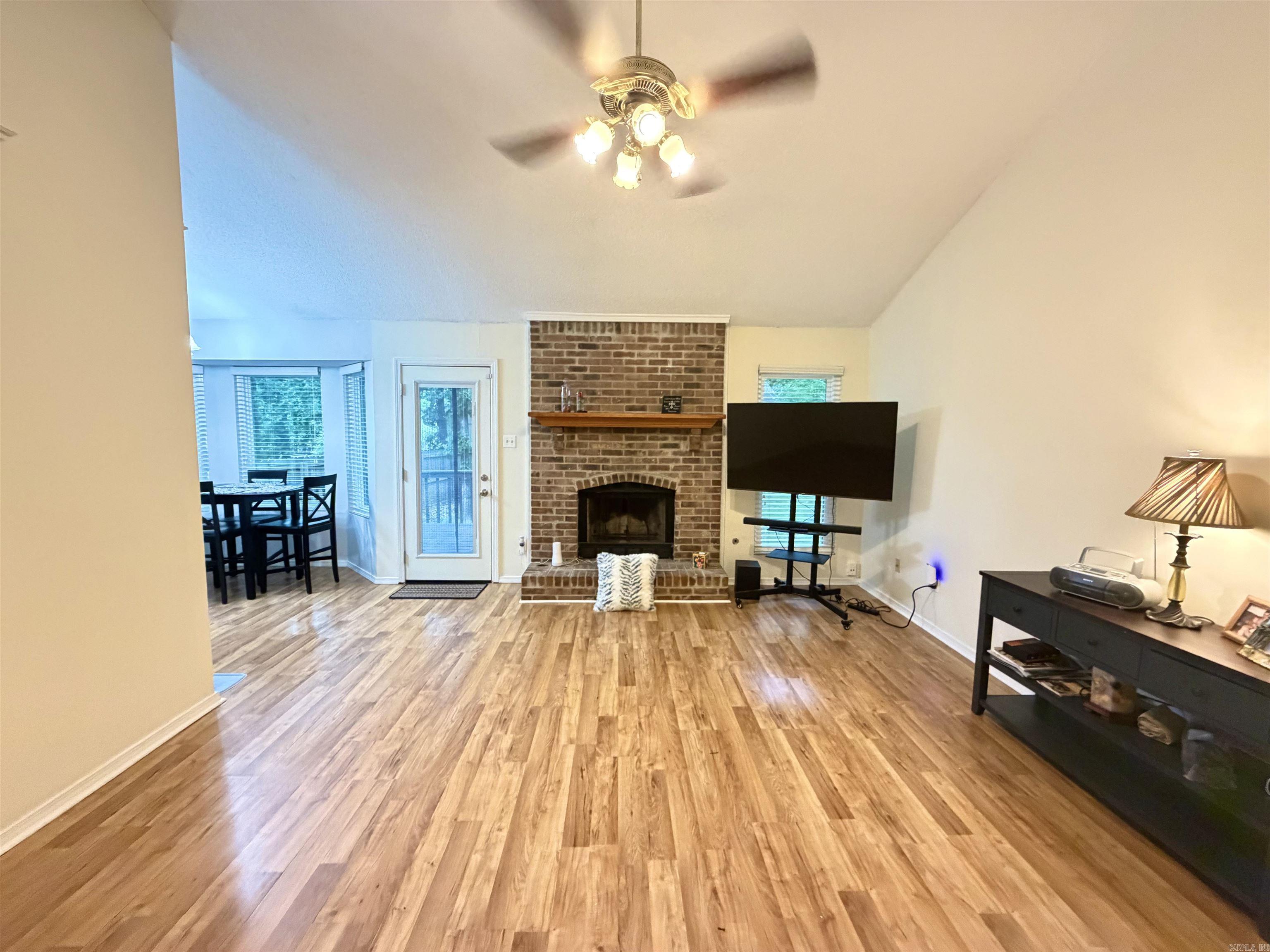 ROLLING OAKS - Residential