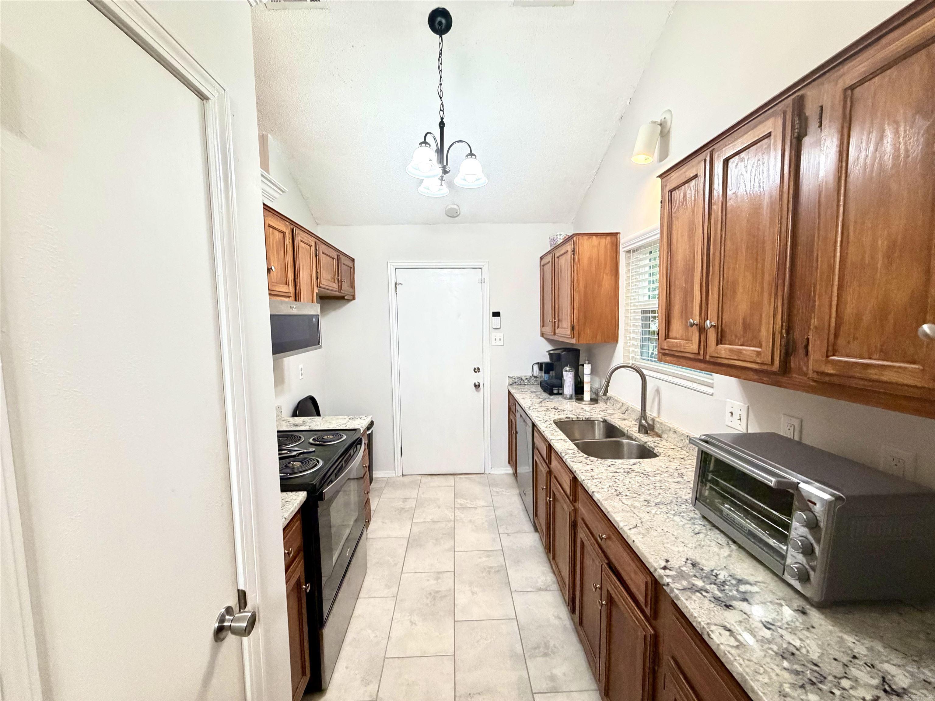 ROLLING OAKS - Residential