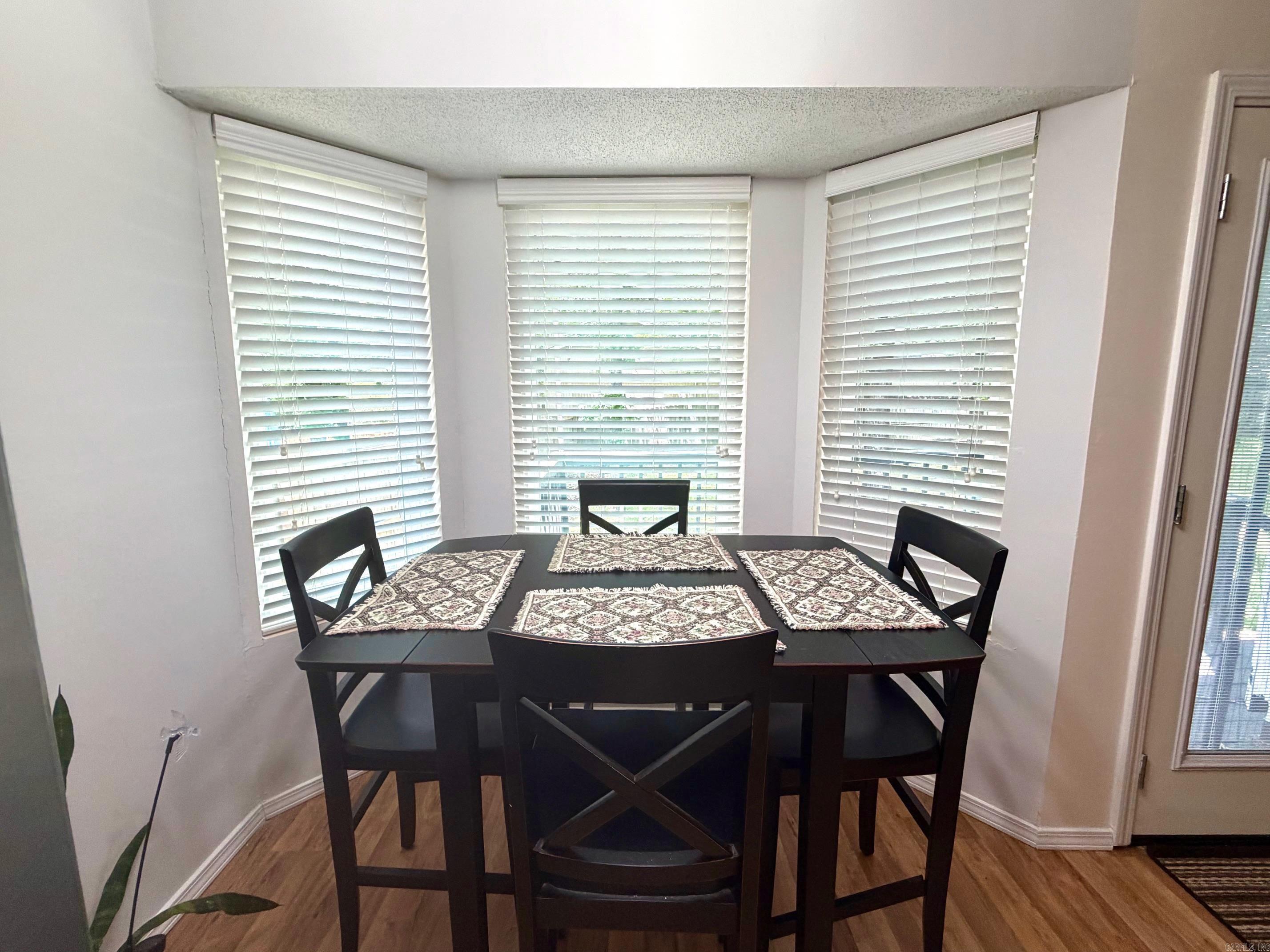 ROLLING OAKS - Residential
