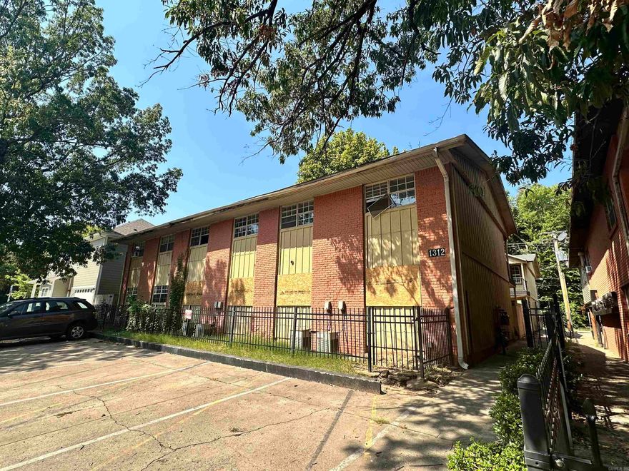 Almost completely vacant. No historic financials are available. This property is ideally located in Little Rock's thriving SoMa Arts District. A complete renovation is needed. Estimates put the rehab at $1,000,000 or more. Rent comps in the neighborhood make this a very attractive development. Fire in one or more apartments occurred on 1/21/25.