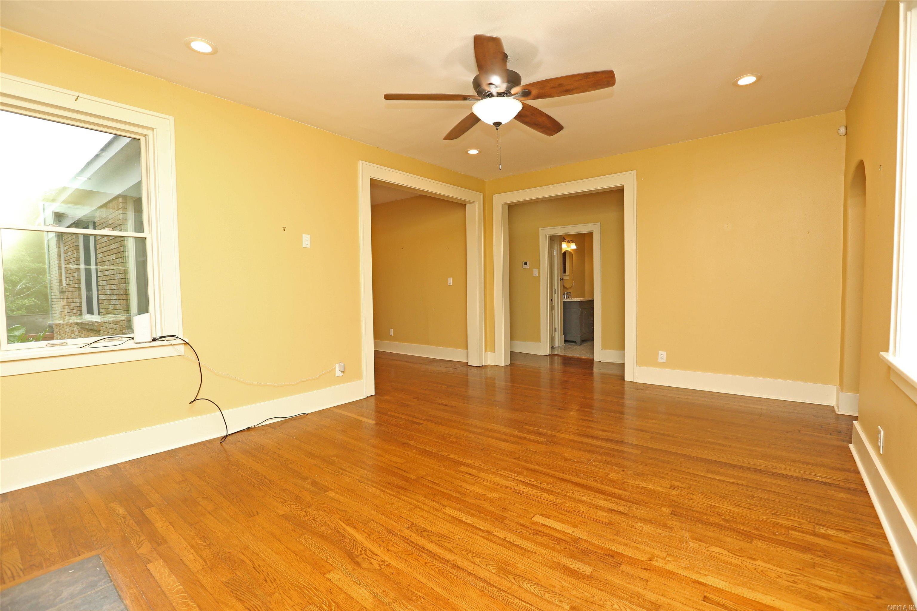 HOLLENBERG - Residential