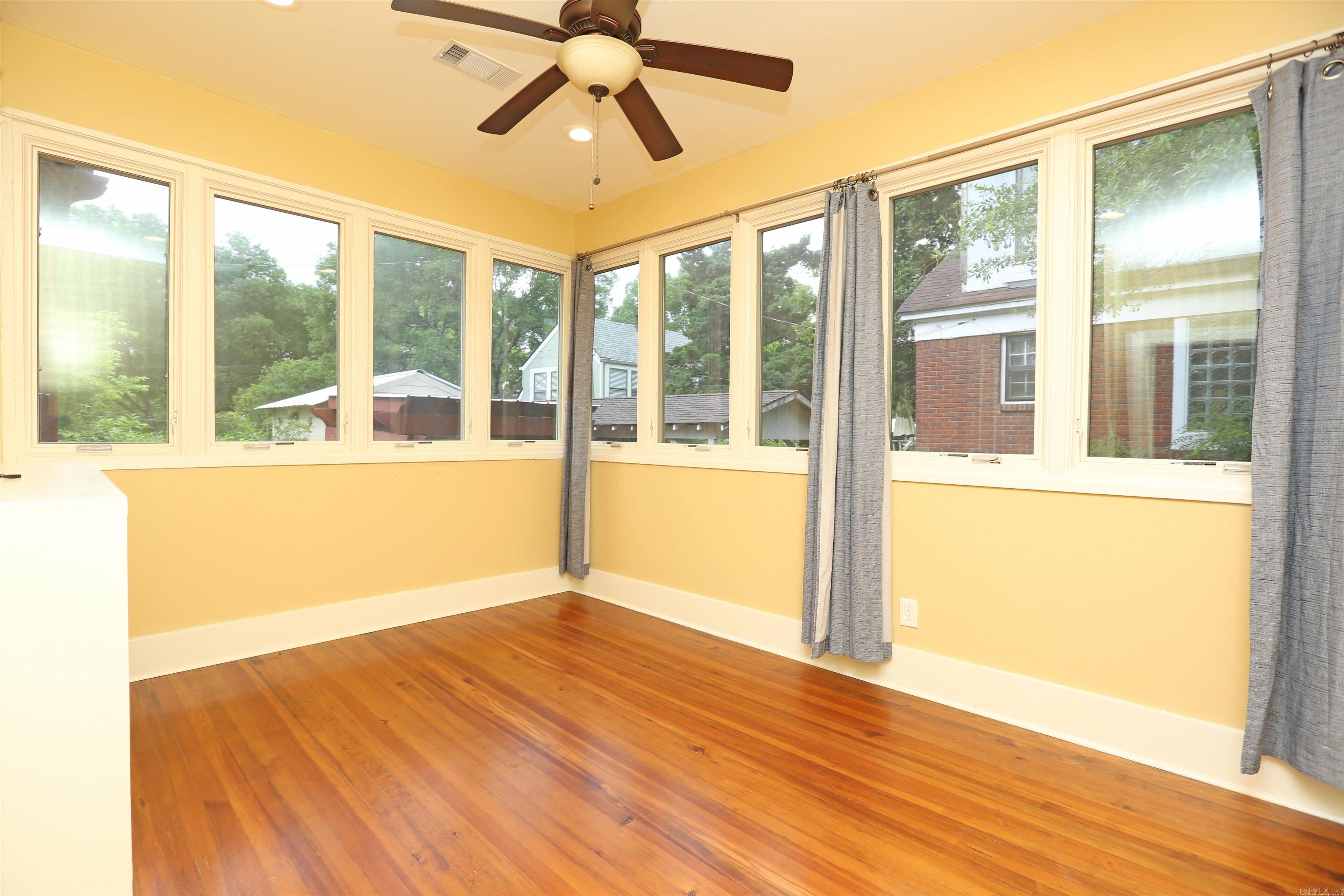 HOLLENBERG - Residential