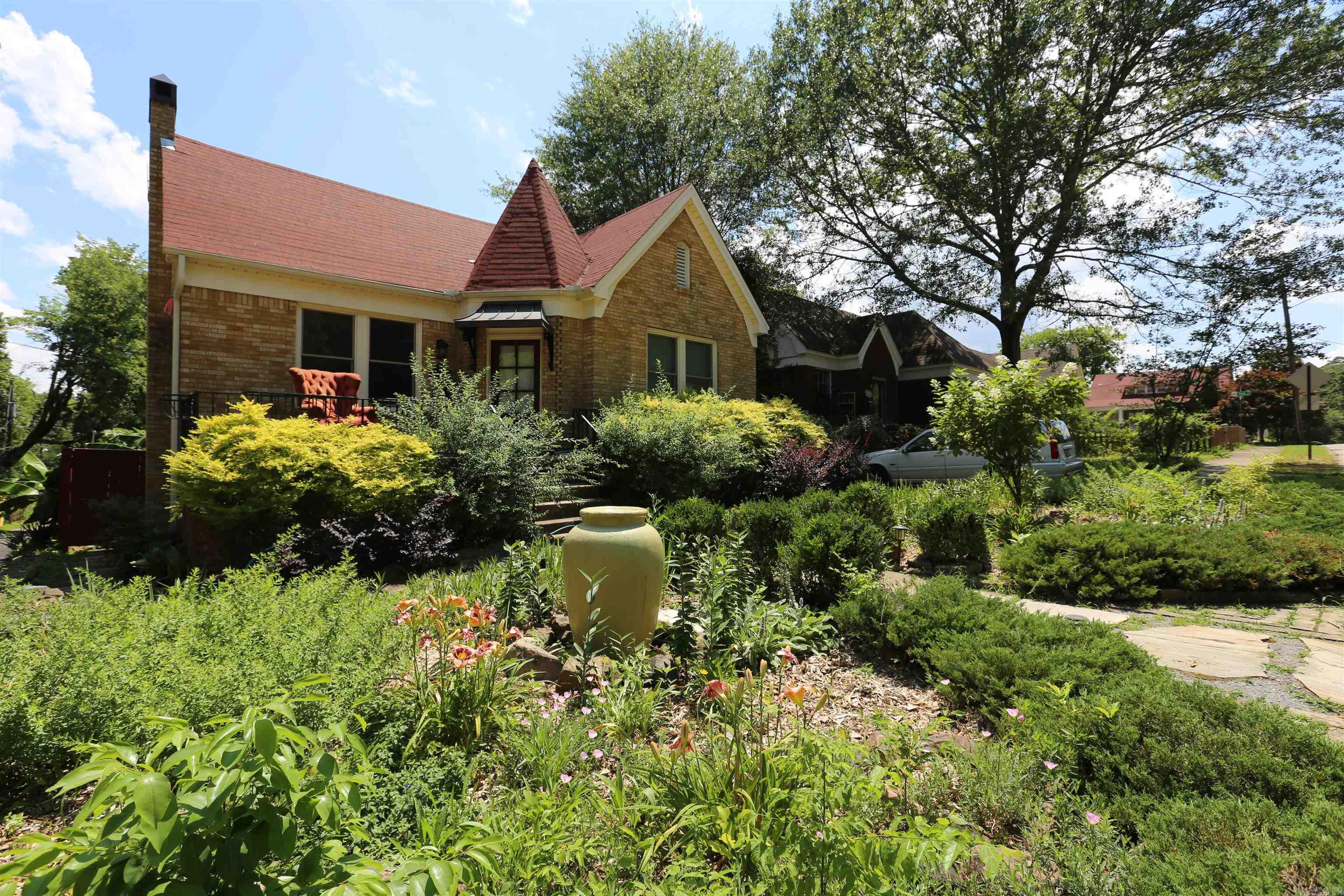 HOLLENBERG - Residential