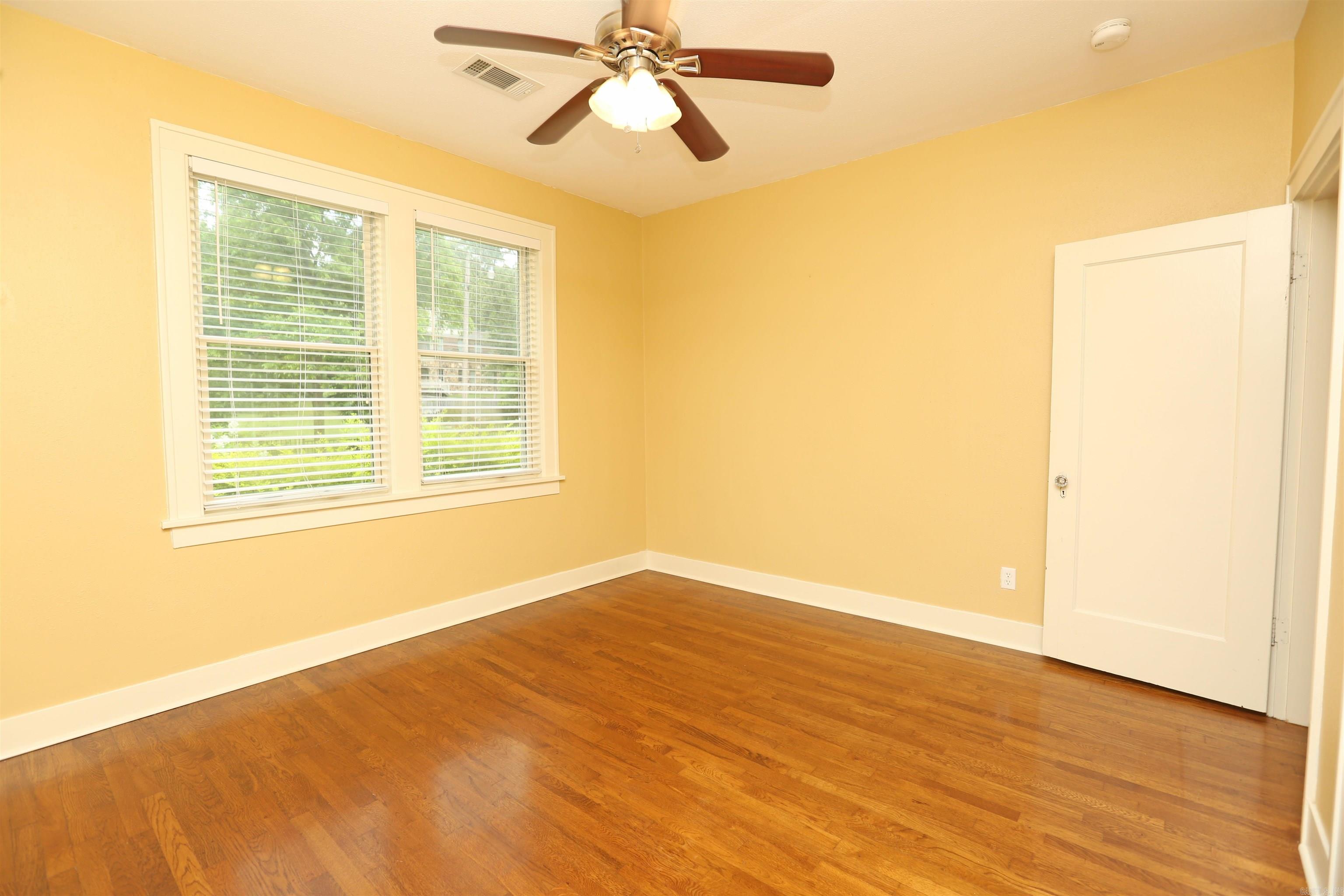 HOLLENBERG - Residential