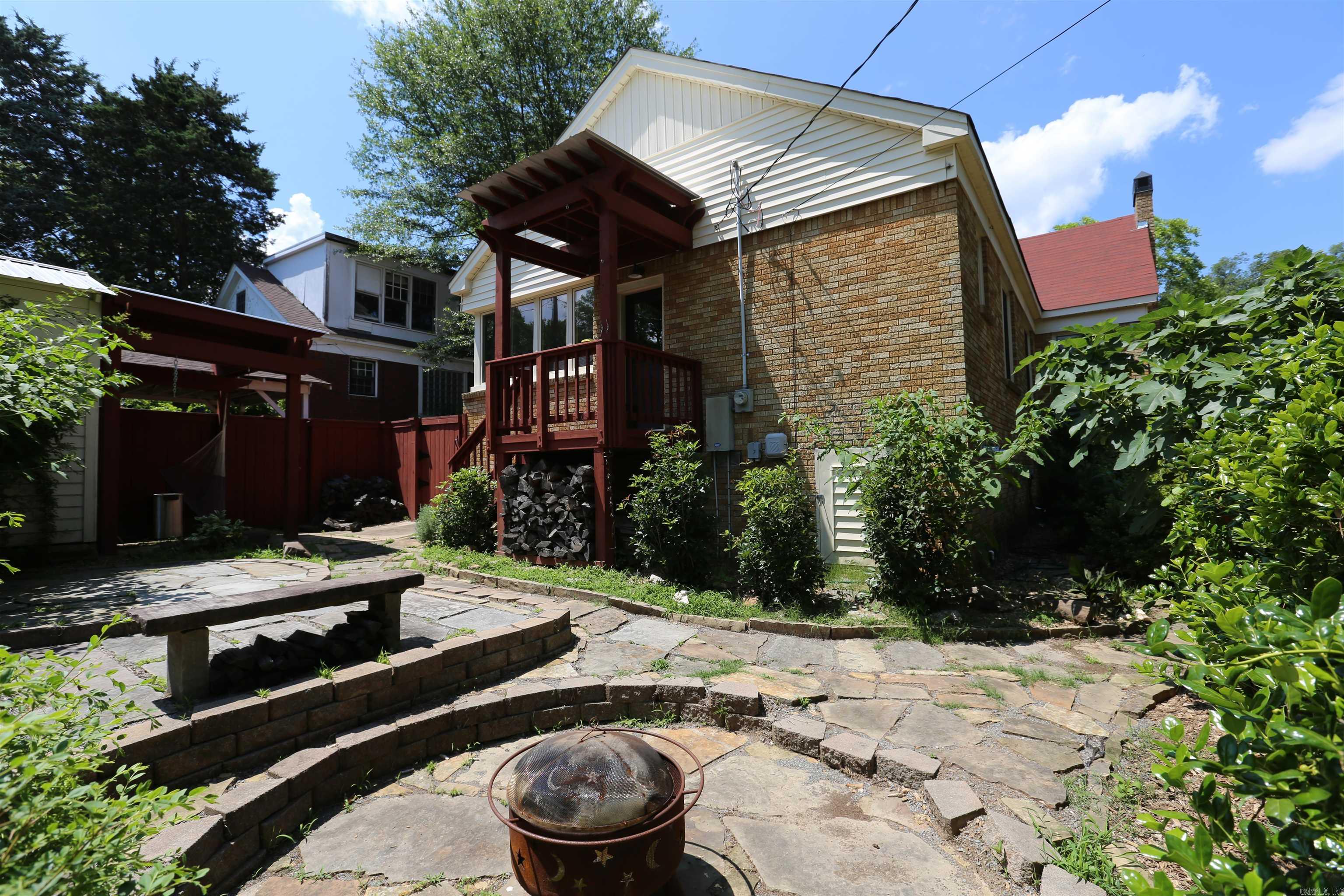HOLLENBERG - Residential