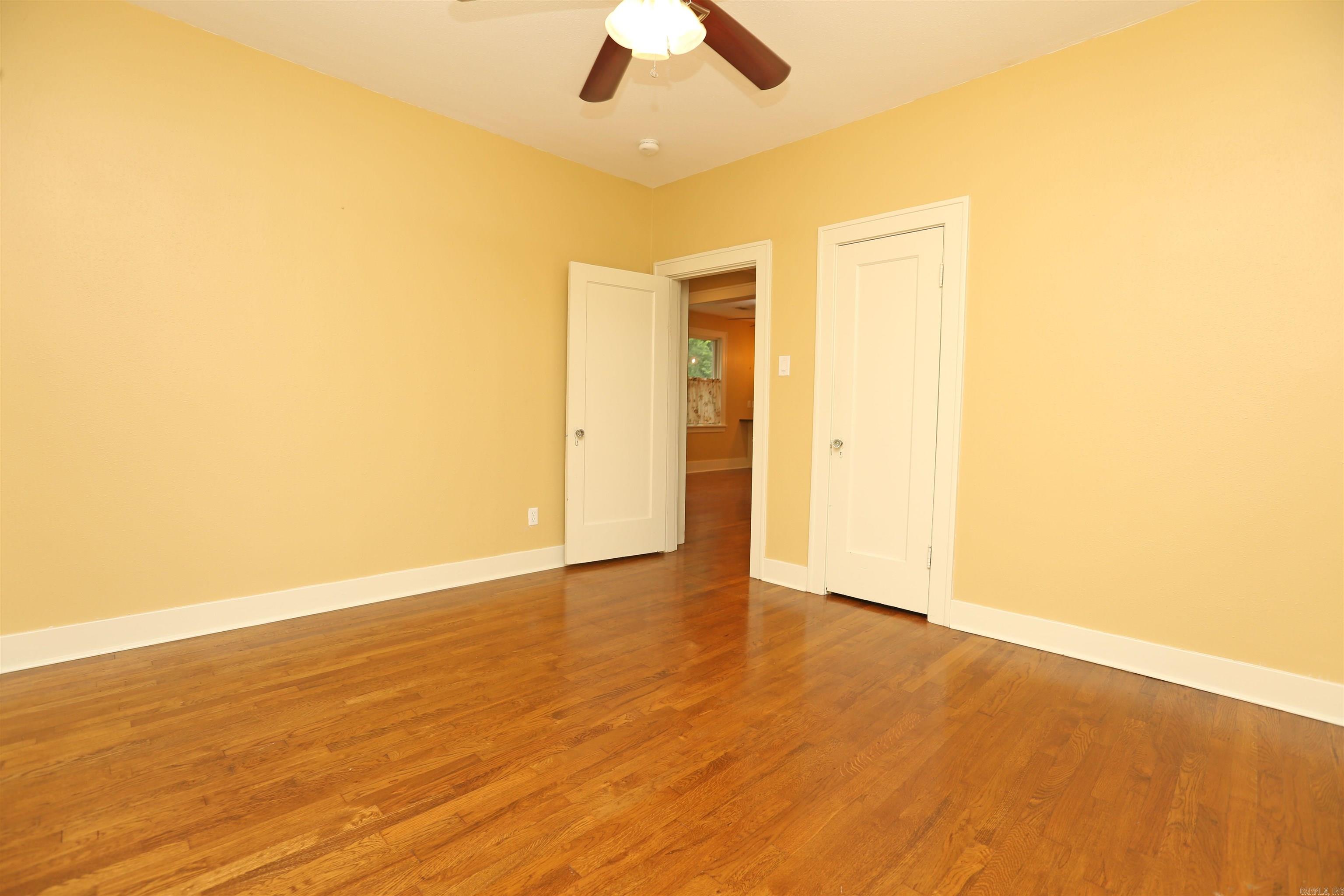 HOLLENBERG - Residential