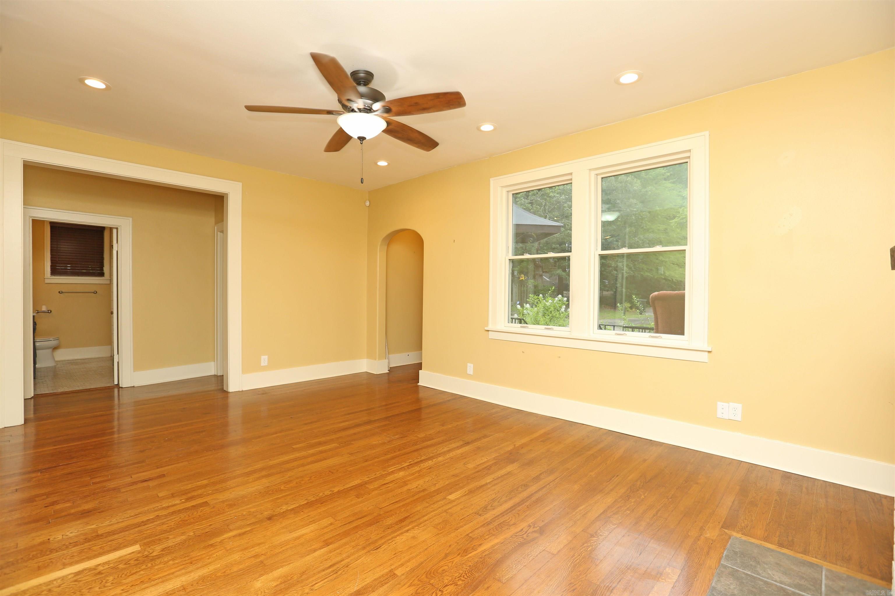 HOLLENBERG - Residential