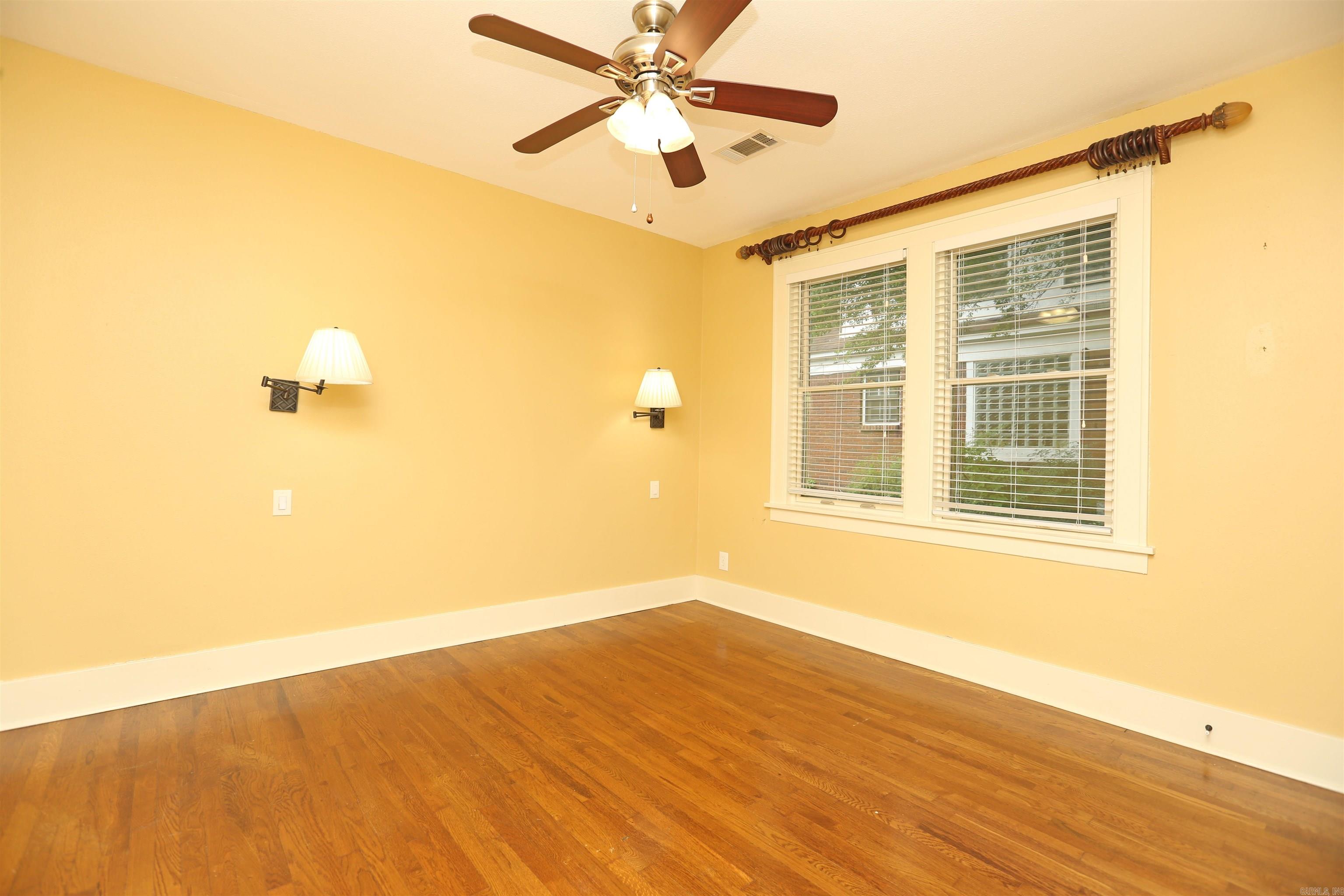 HOLLENBERG - Residential