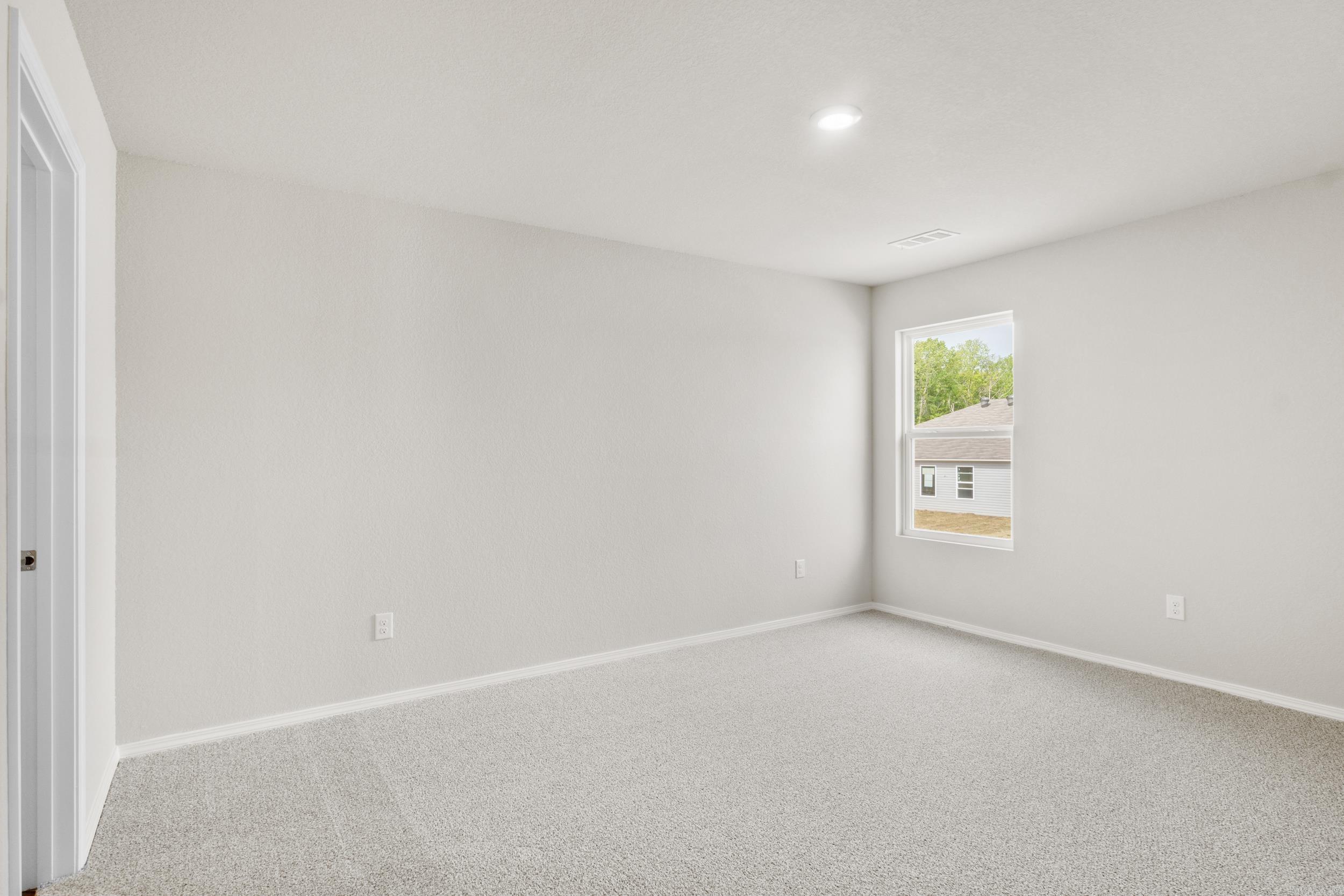 DEERFIELD ESTATES - Residential