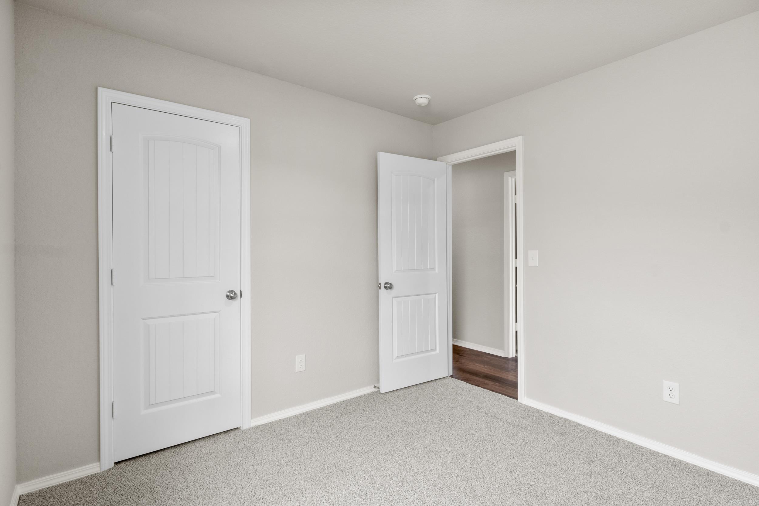 DEERFIELD ESTATES - Residential