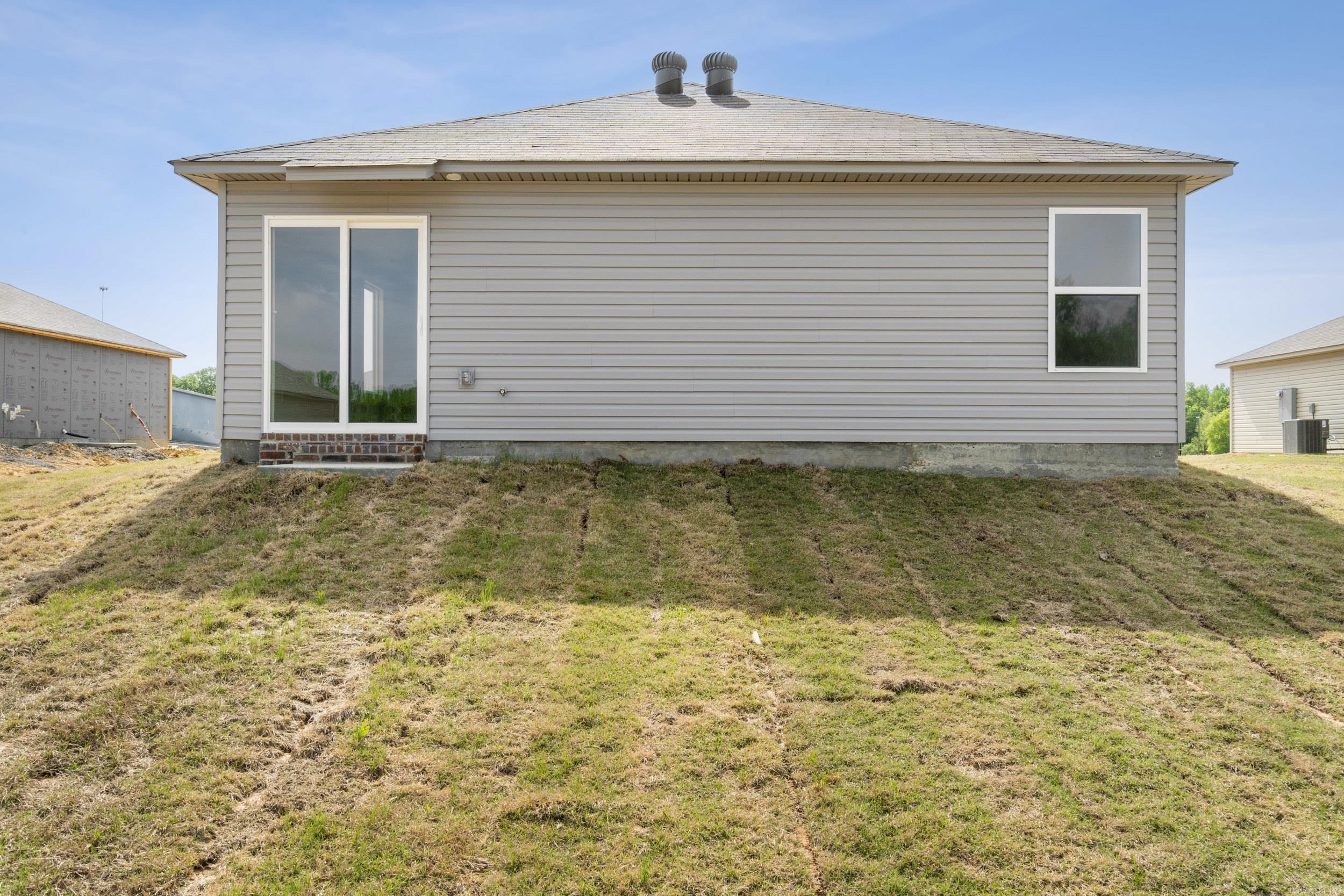 DEERFIELD ESTATES - Residential