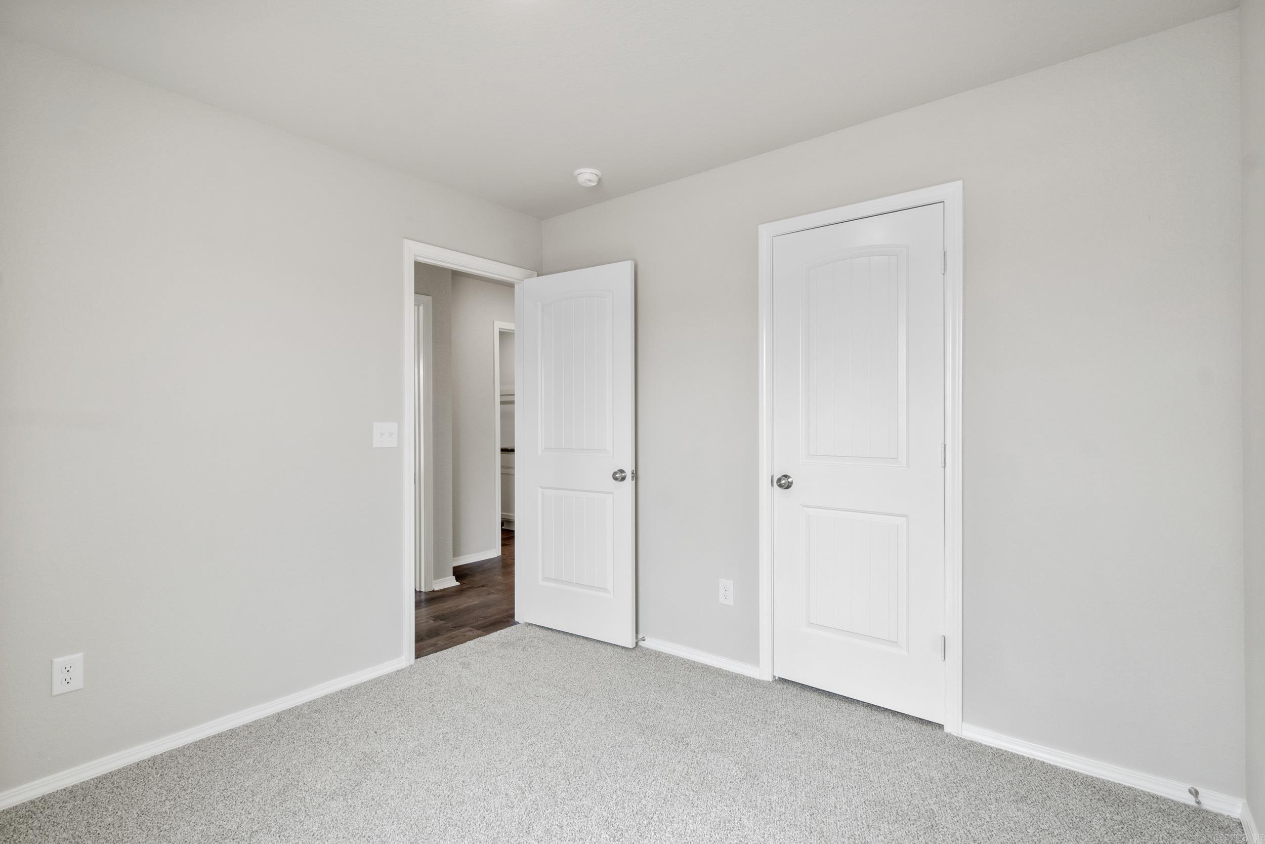 DEERFIELD ESTATES - Residential