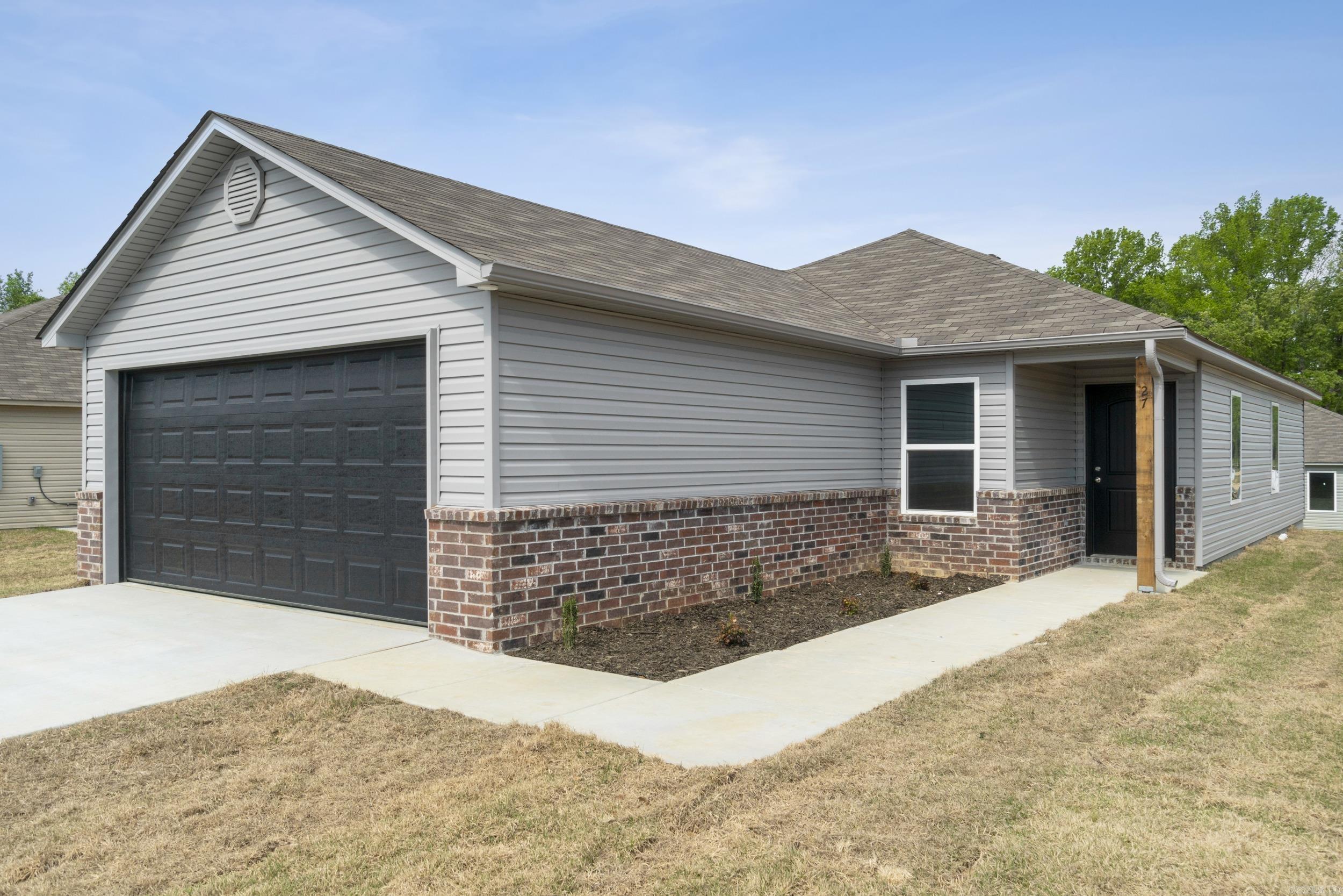 DEERFIELD ESTATES - Residential