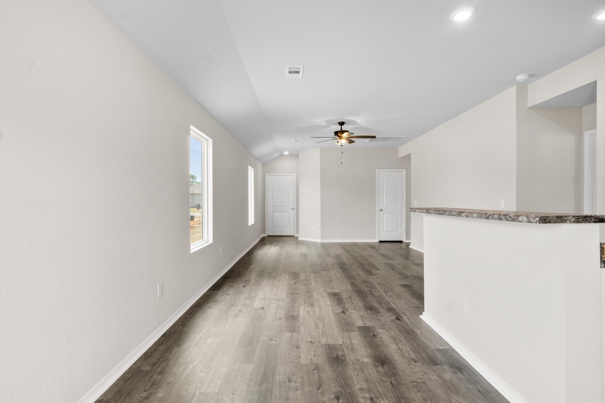 DEERFIELD ESTATES - Residential