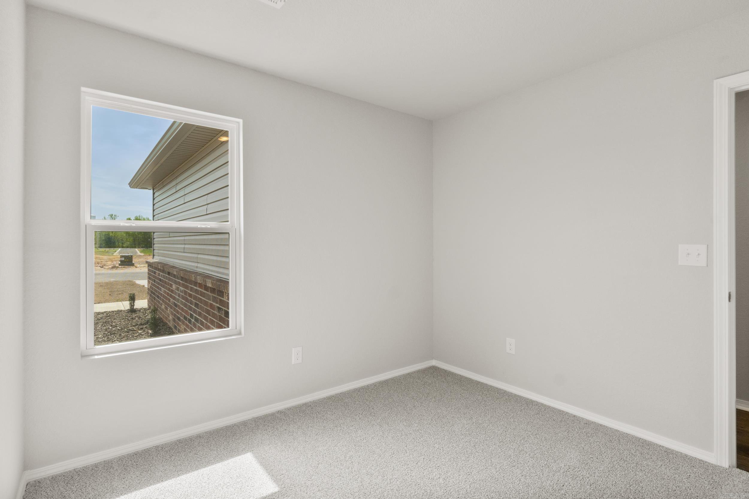 DEERFIELD ESTATES - Residential