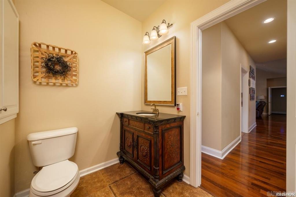 HIGH MEADOW ESTATES - Residential