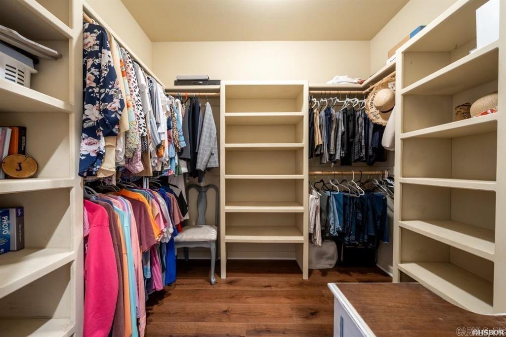 HIGH MEADOW ESTATES - Residential