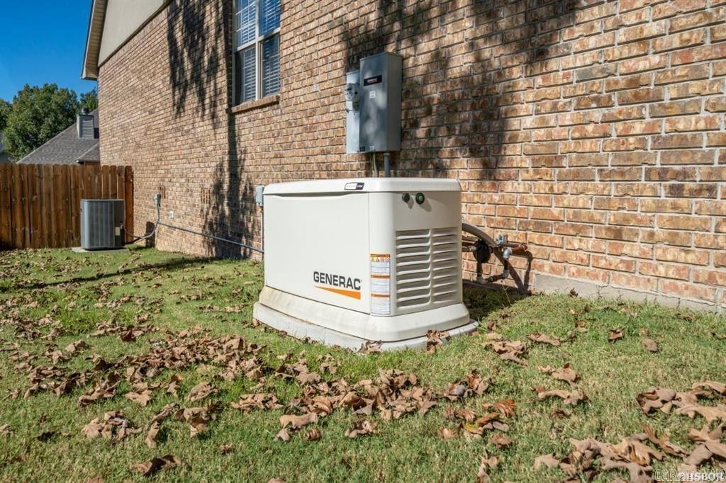 HIGH MEADOW ESTATES - Residential