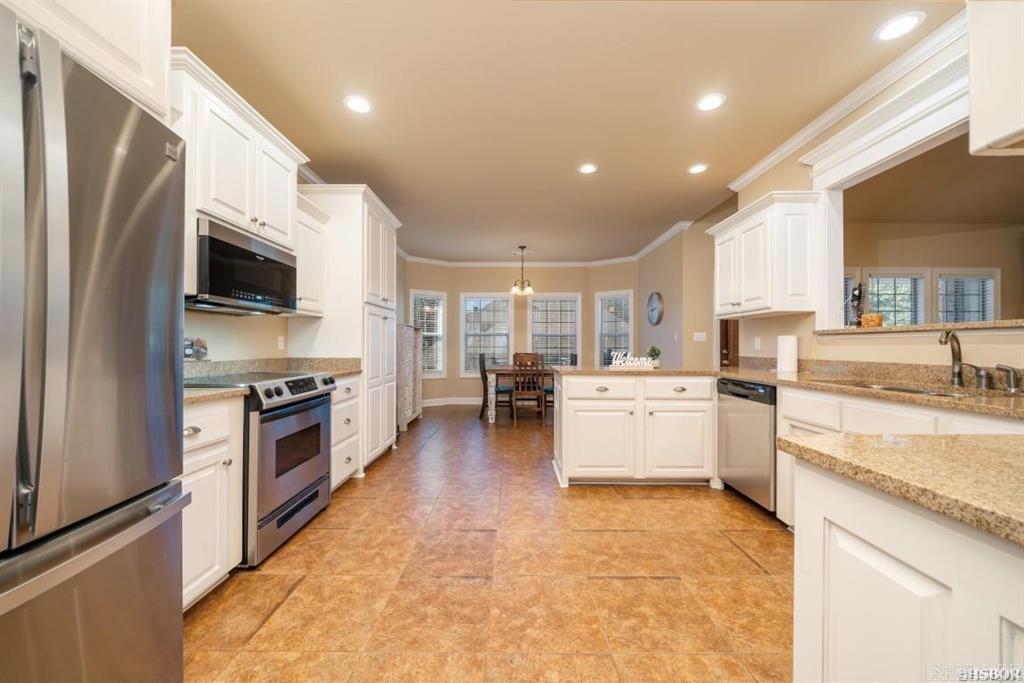 HIGH MEADOW ESTATES - Residential