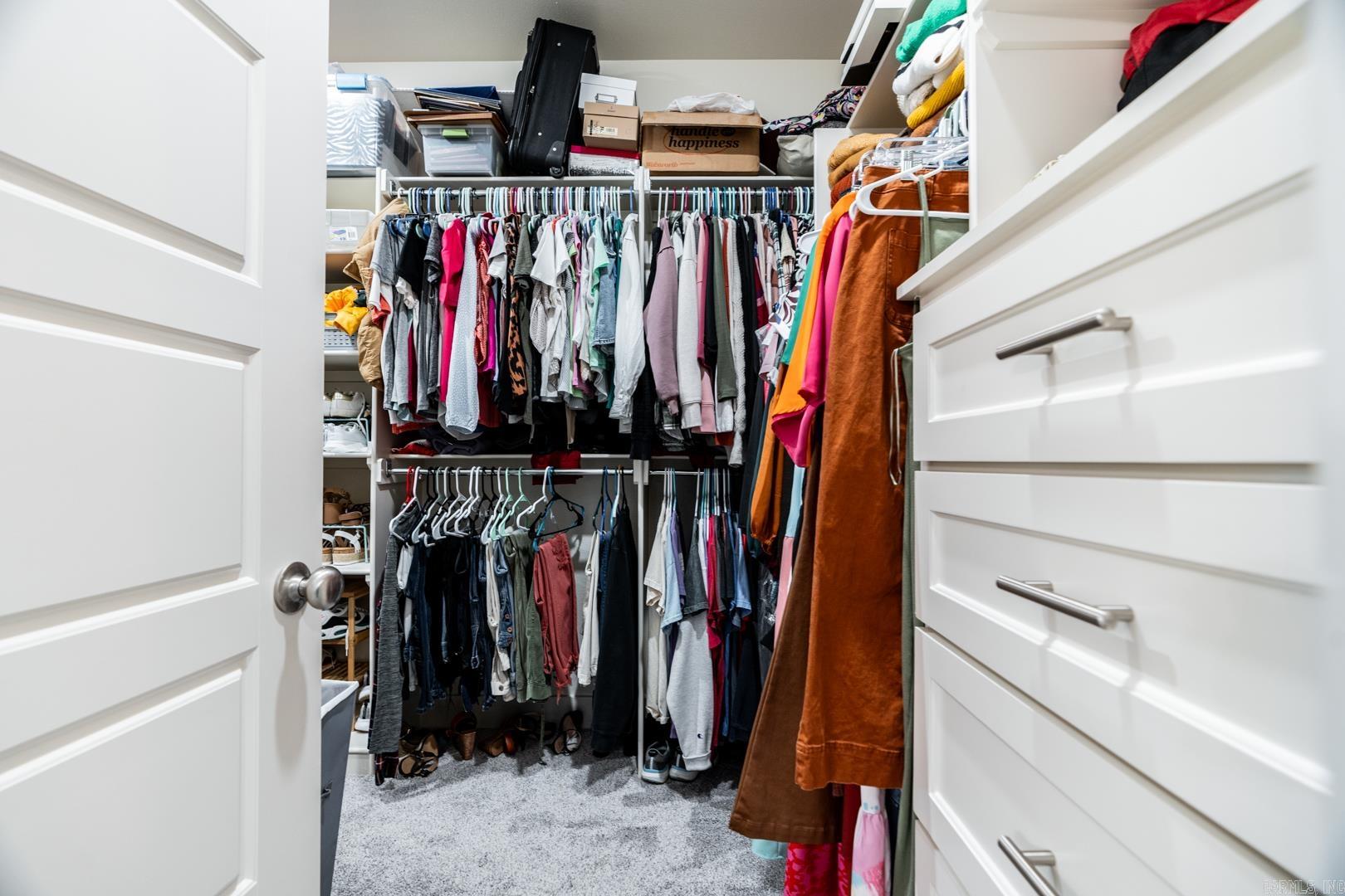 Saddle Creek - Residential