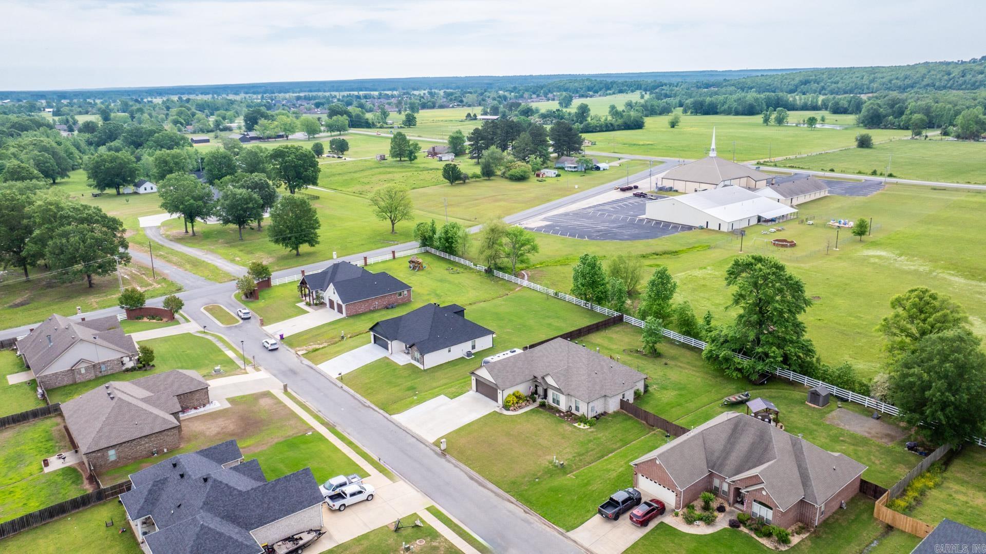 Saddle Creek - Residential