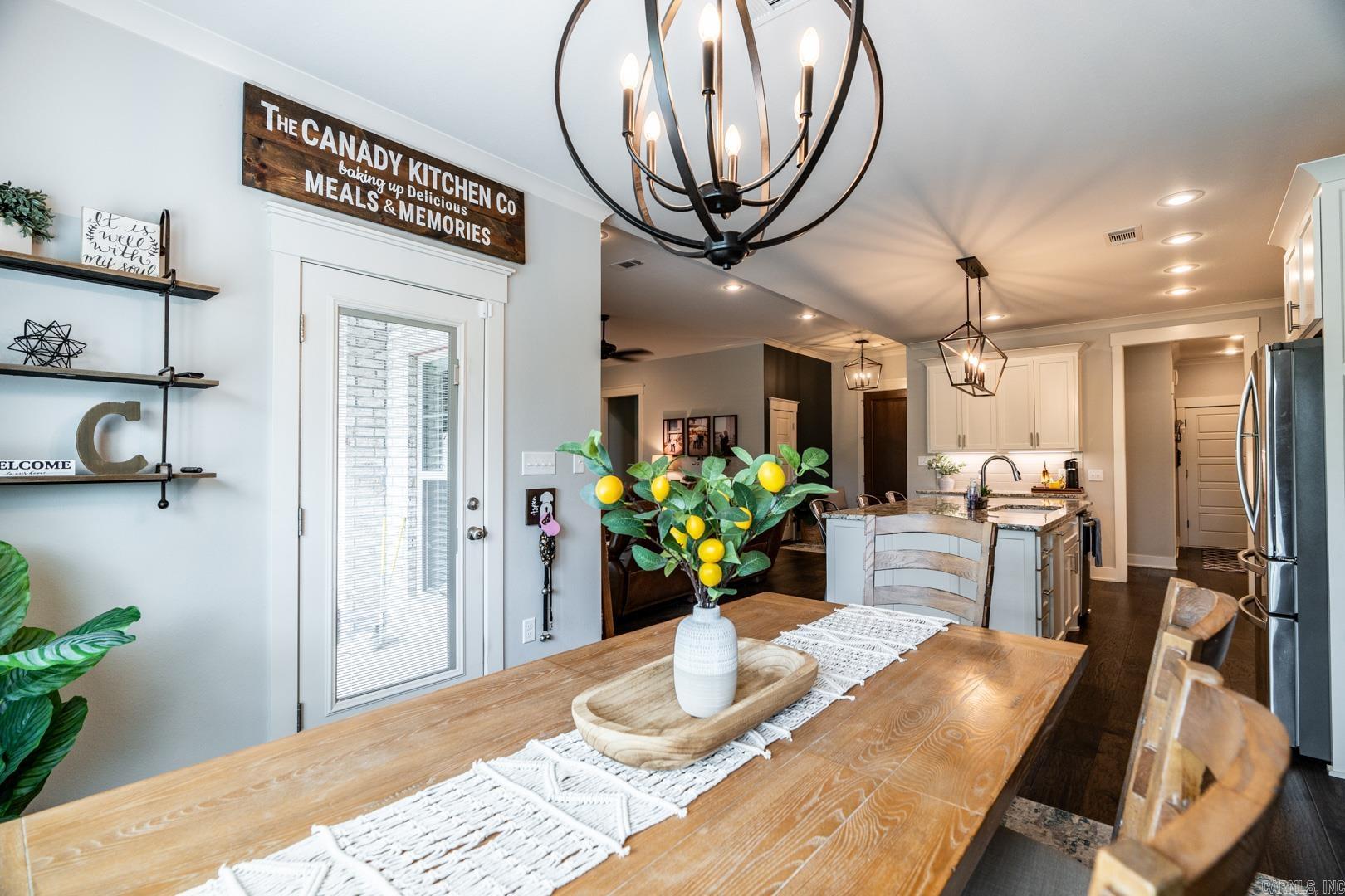 Saddle Creek - Residential