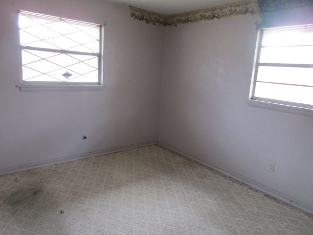 SHADY GROVE - Residential