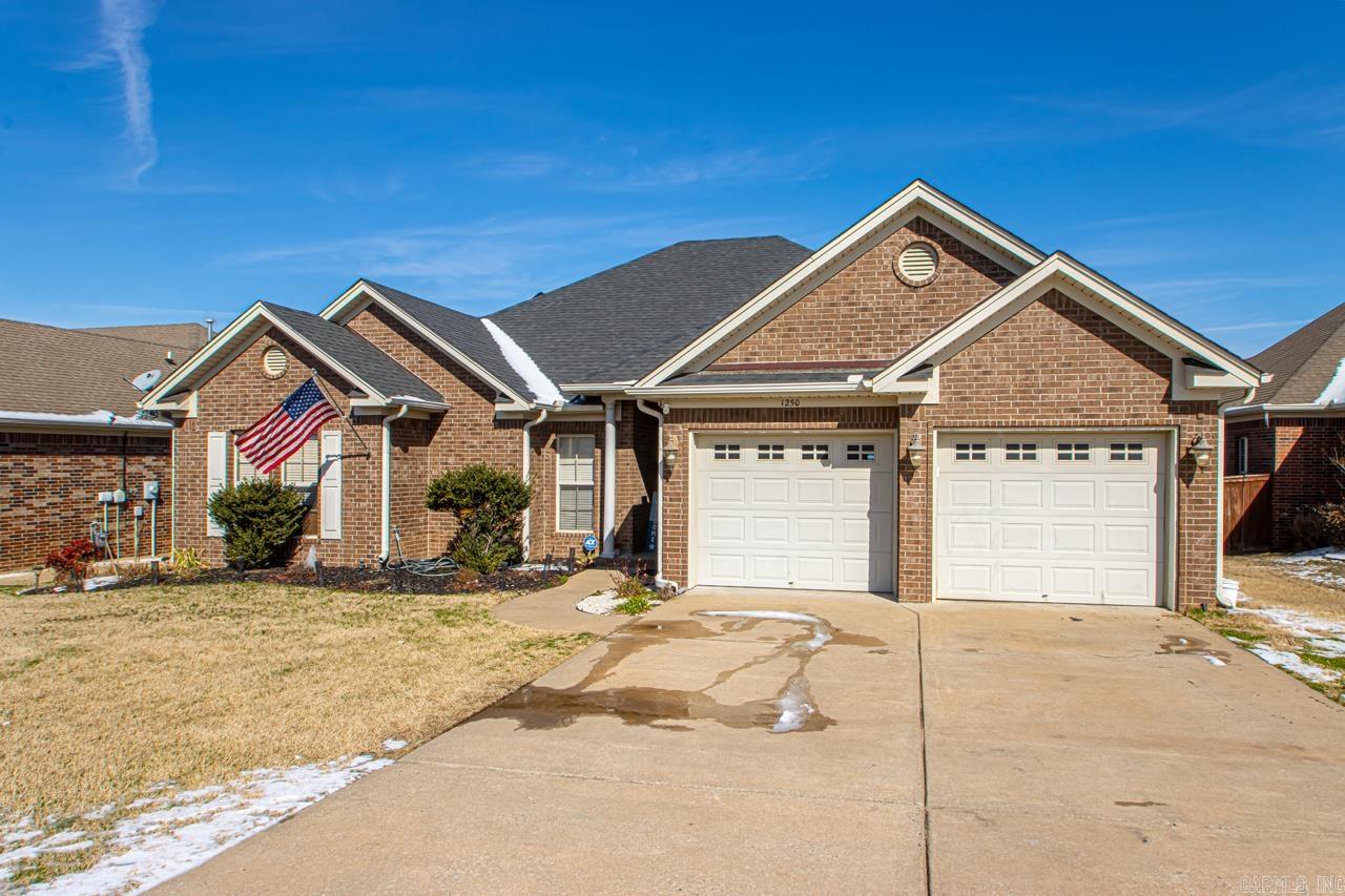 NORTH HILLS - Residential