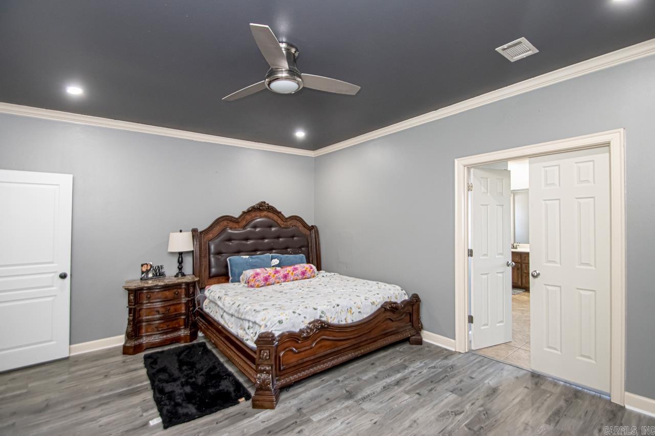 NORTH HILLS - Residential