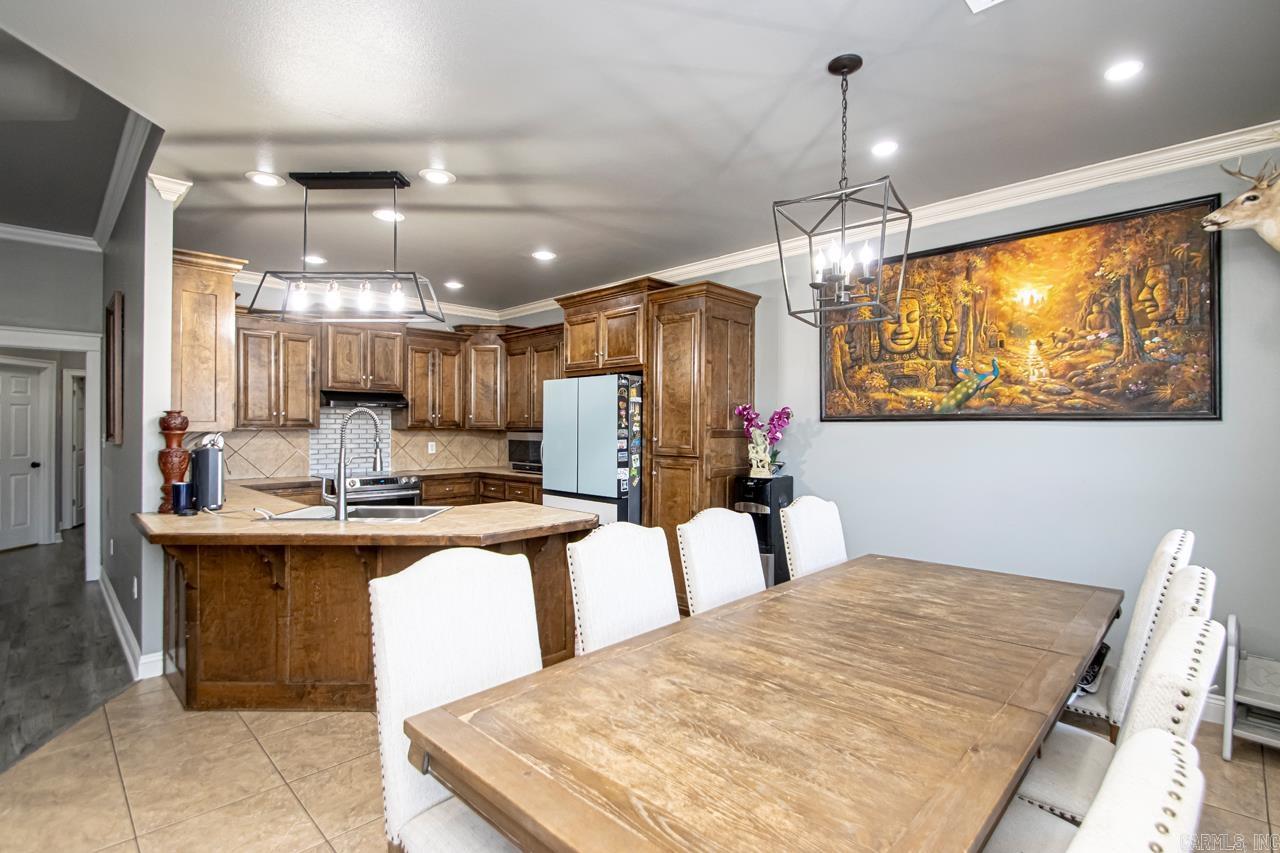 NORTH HILLS - Residential