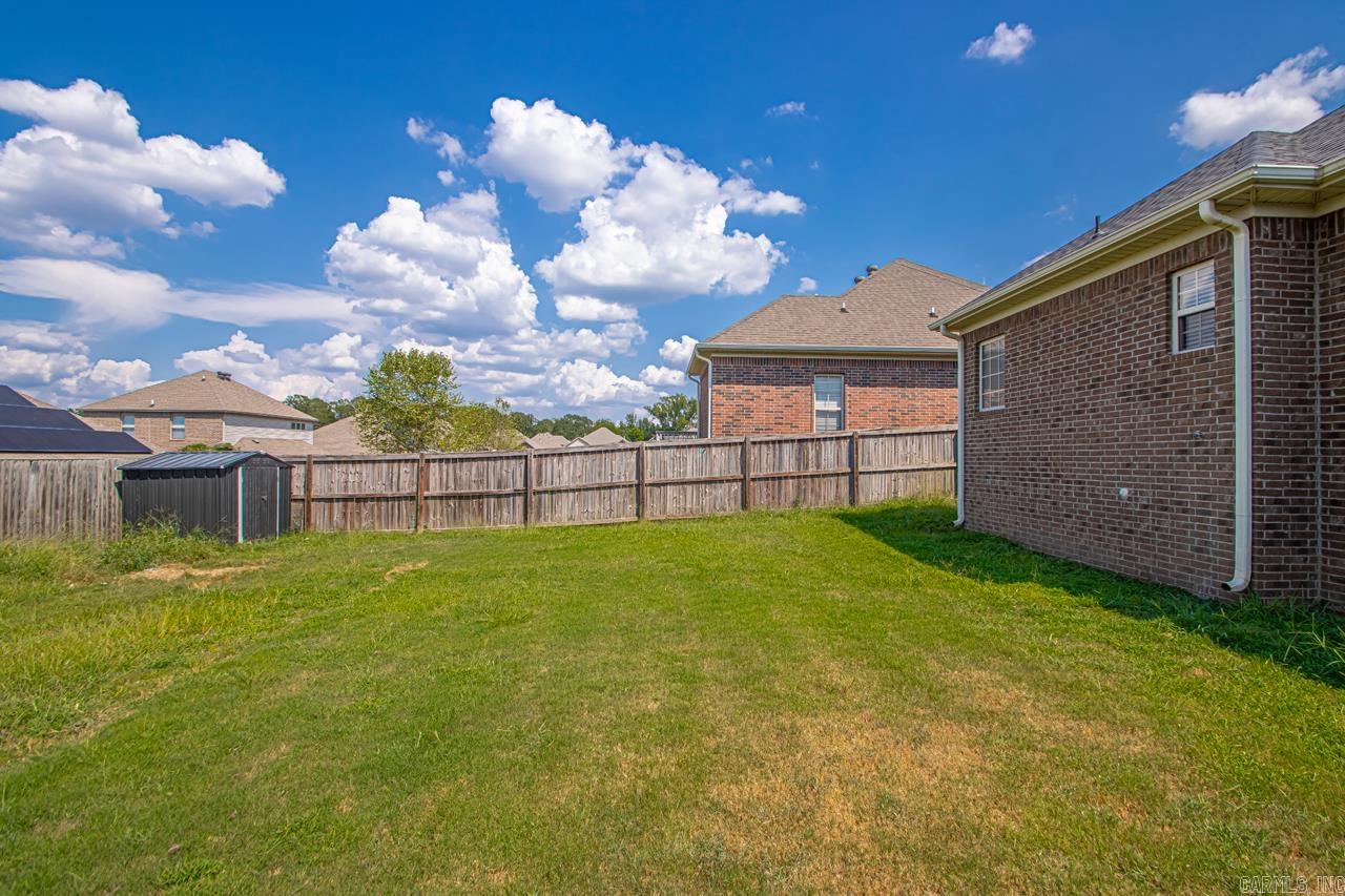 NORTH HILLS - Residential