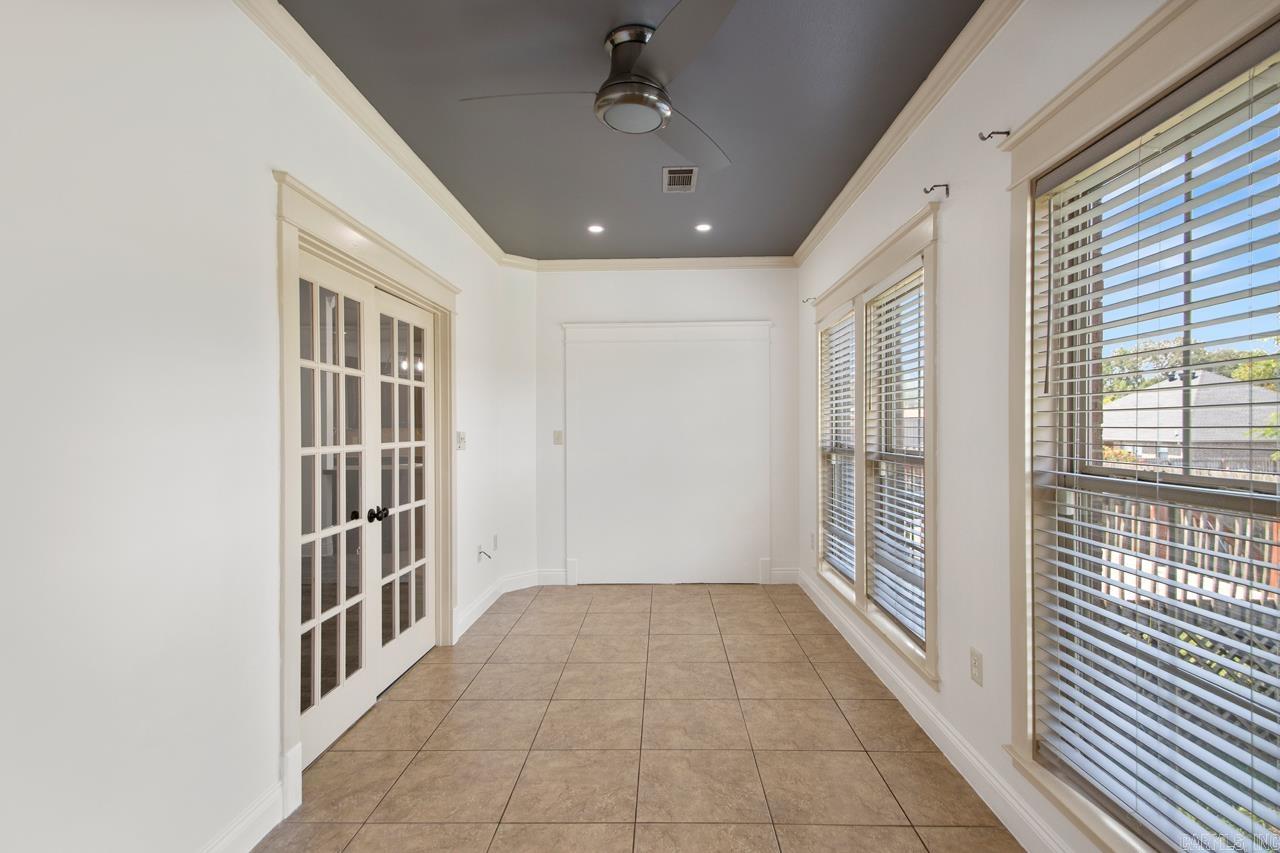NORTH HILLS - Residential