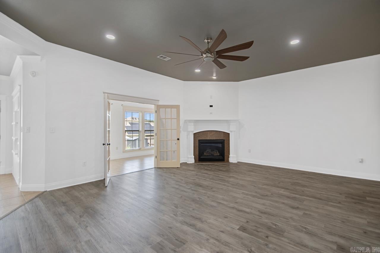 NORTH HILLS - Residential