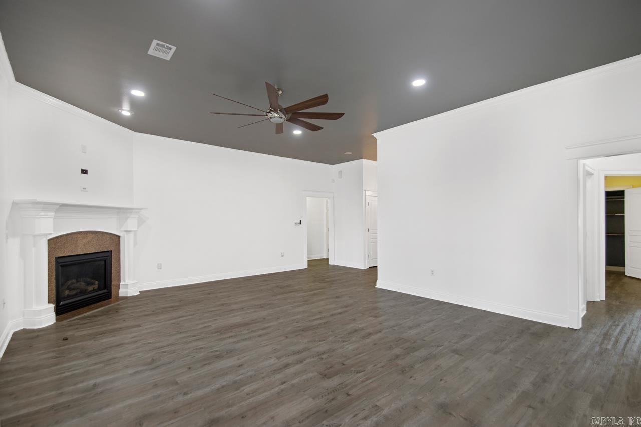 NORTH HILLS - Residential