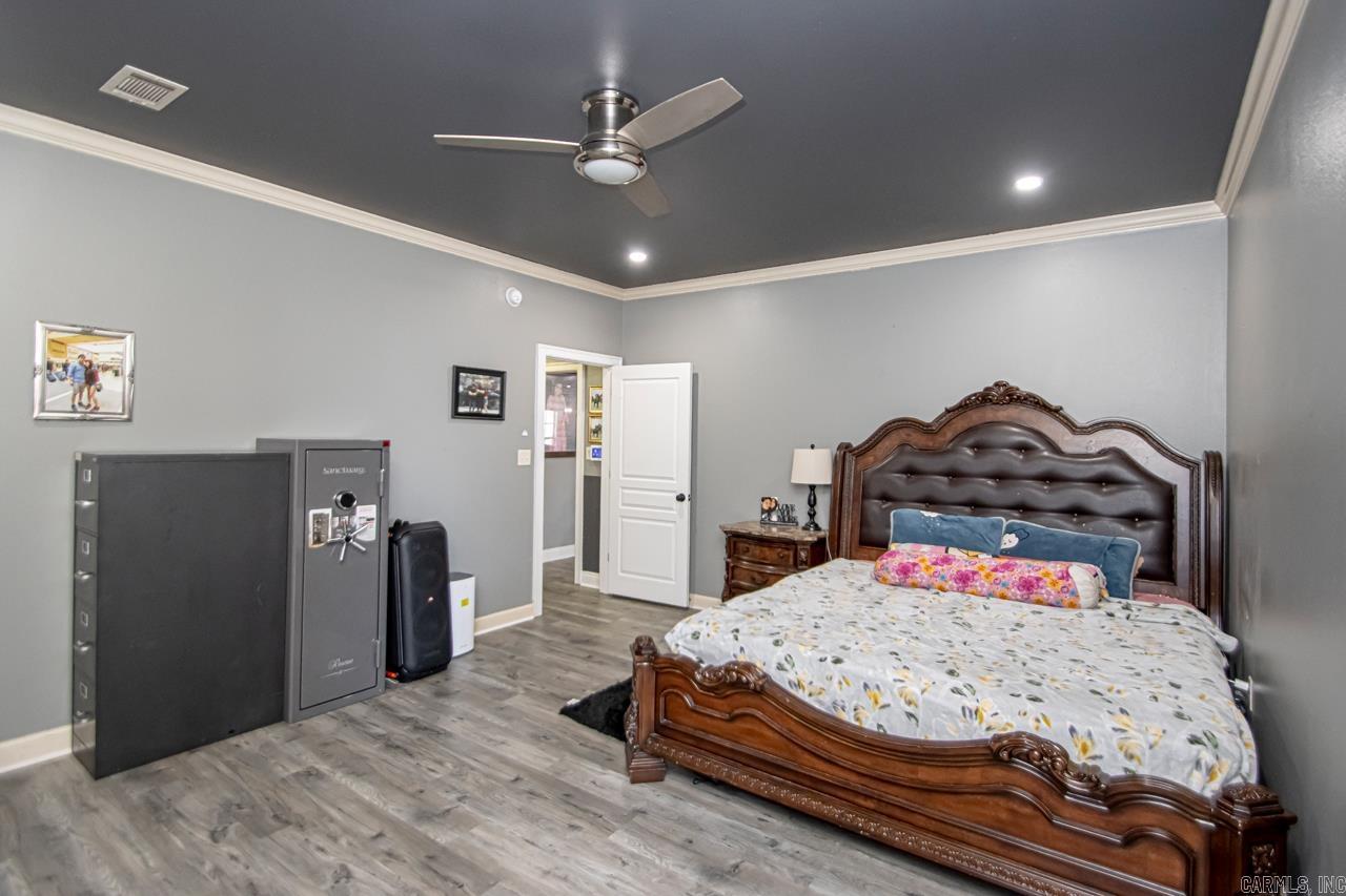 NORTH HILLS - Residential