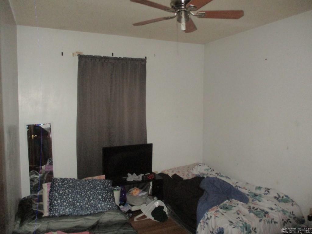 PARK VILLAGE - Residential