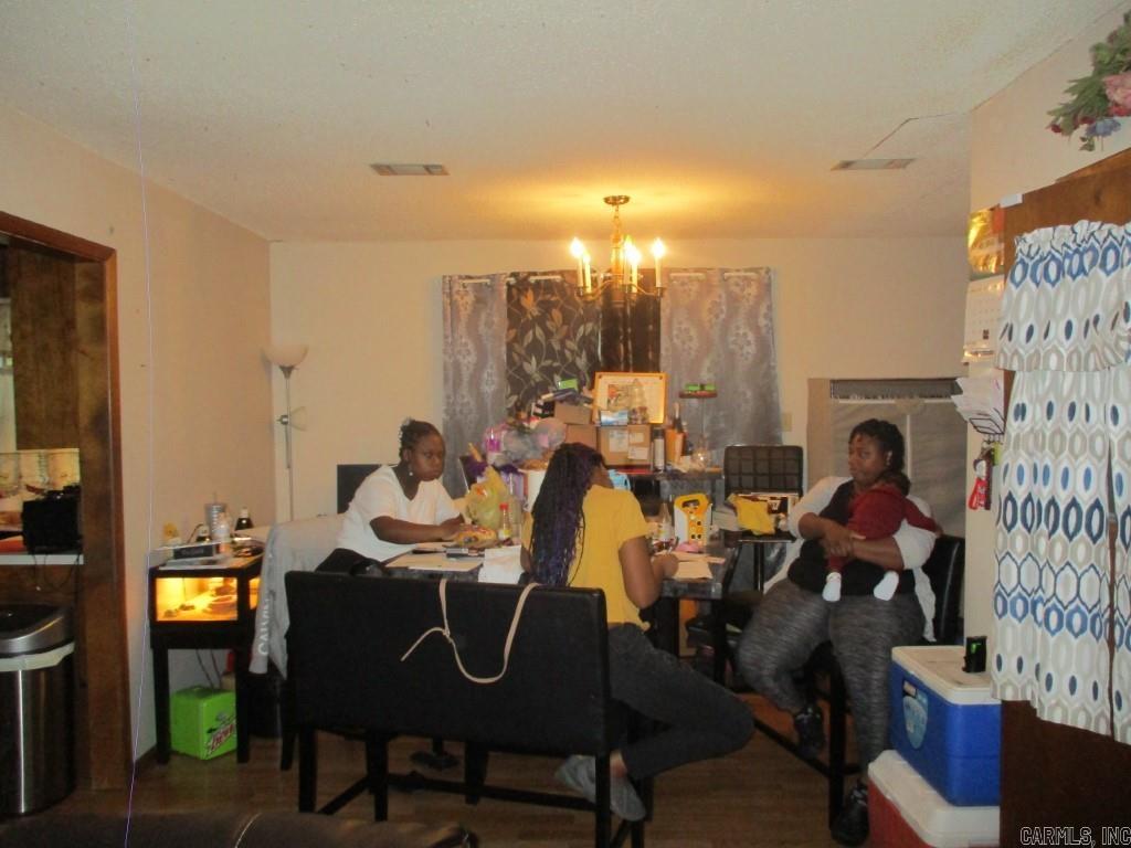 PARK VILLAGE - Residential