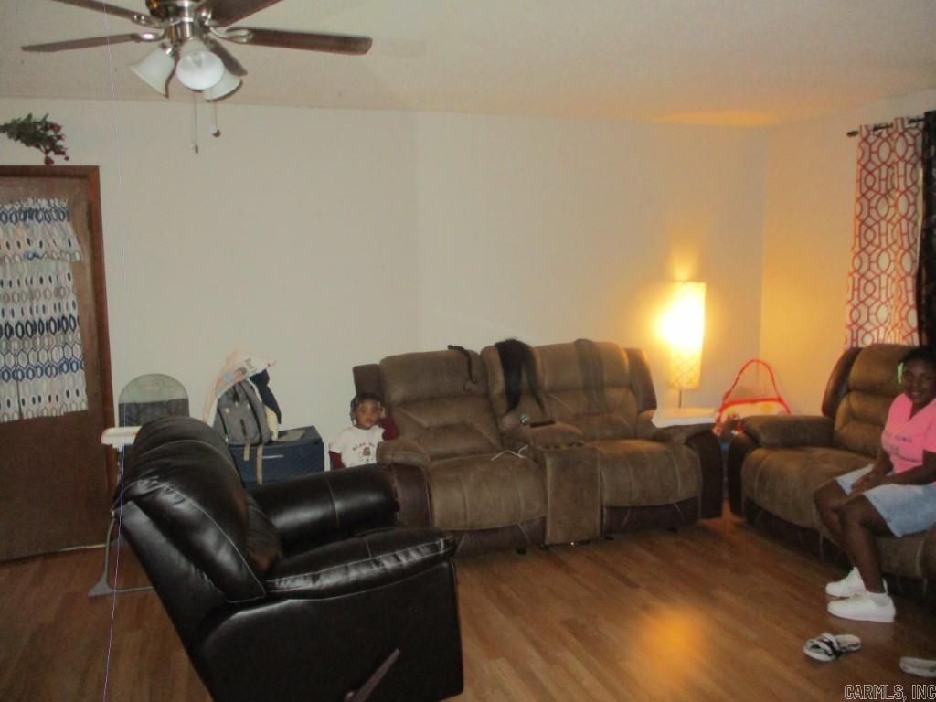 PARK VILLAGE - Residential