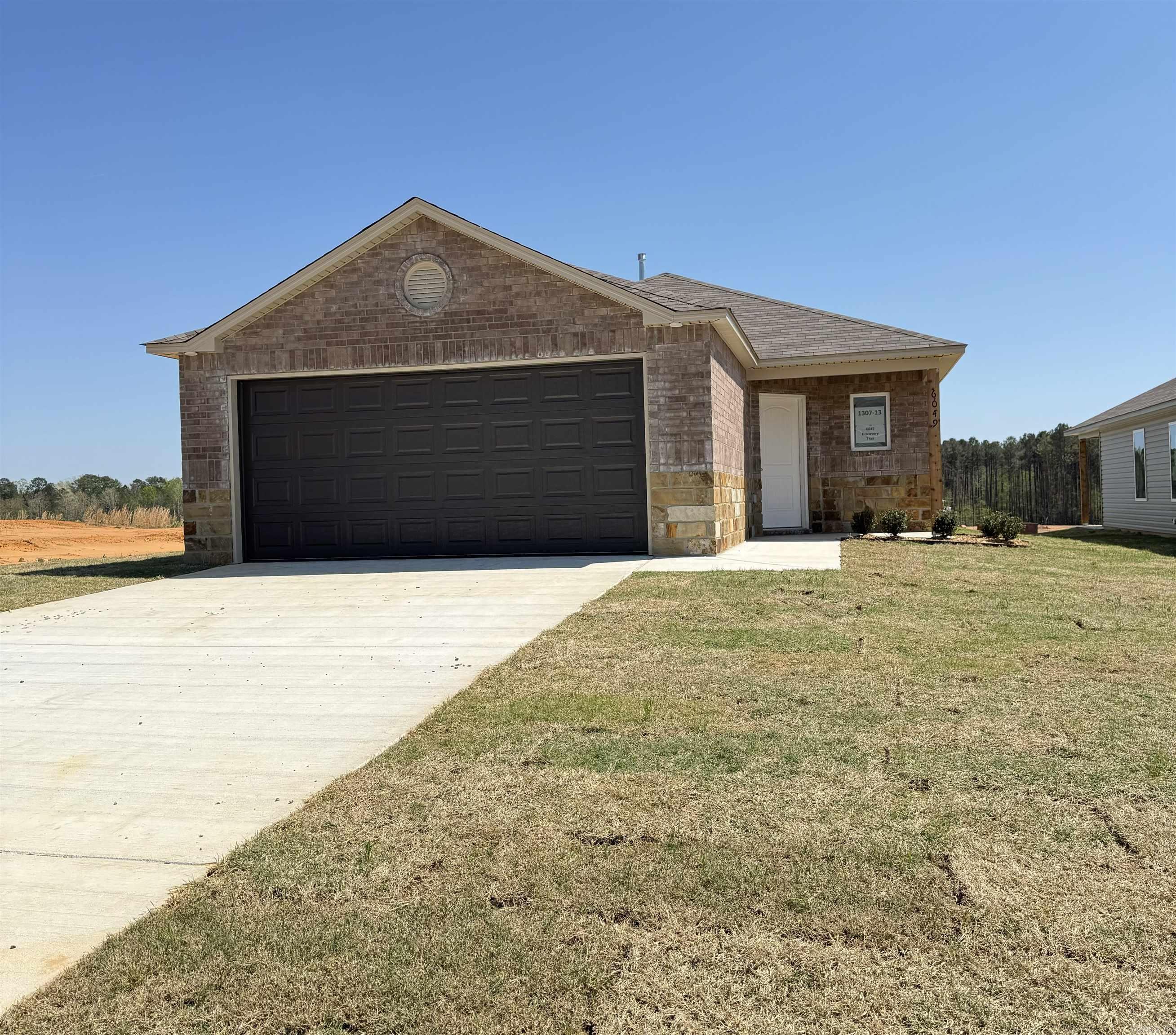 THE MEADOWS - Residential