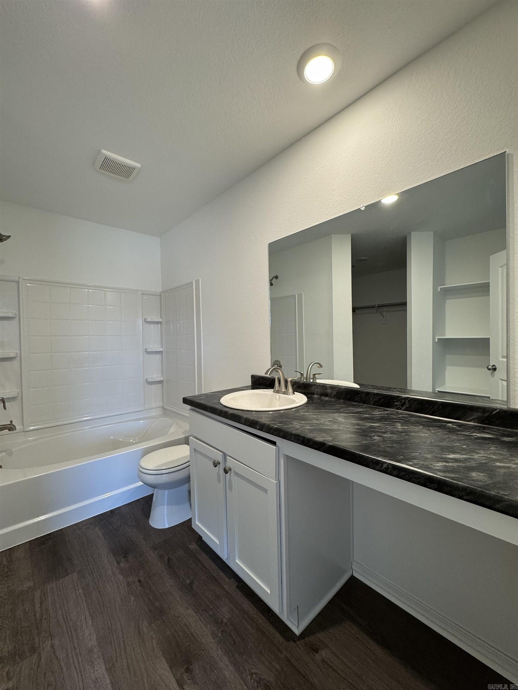 THE MEADOWS - Residential