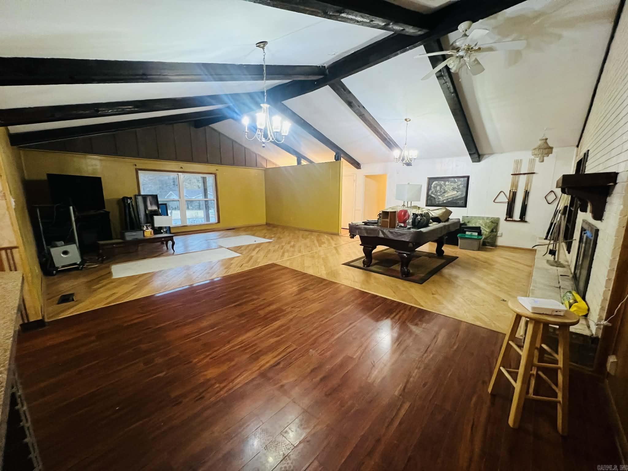 FOXWOOD J - Residential