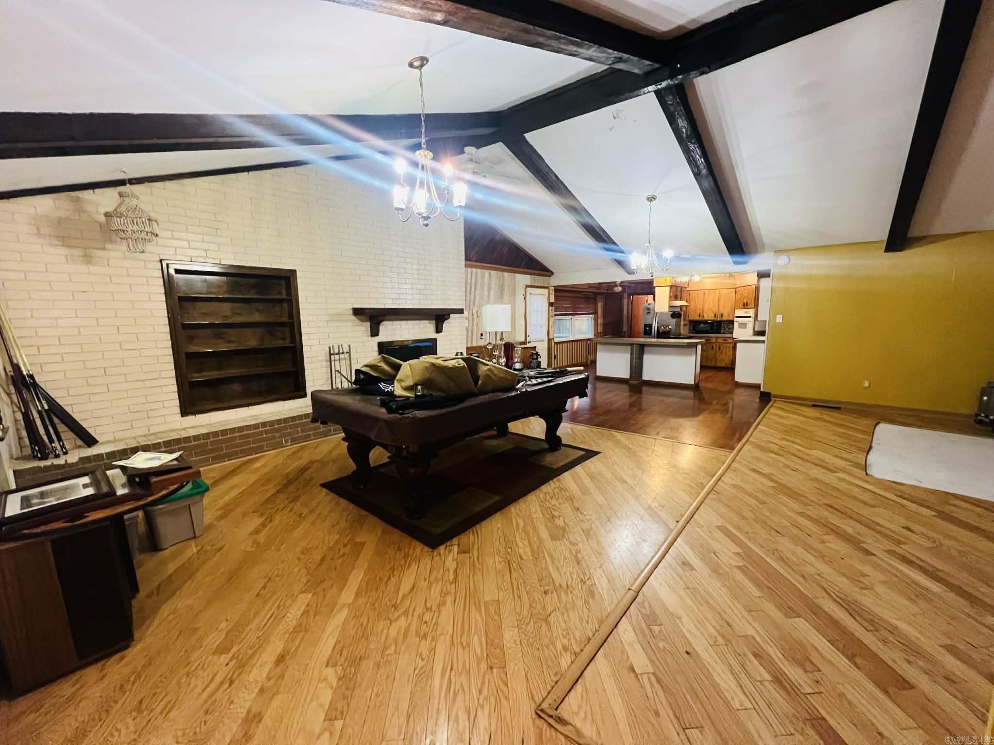 FOXWOOD J - Residential