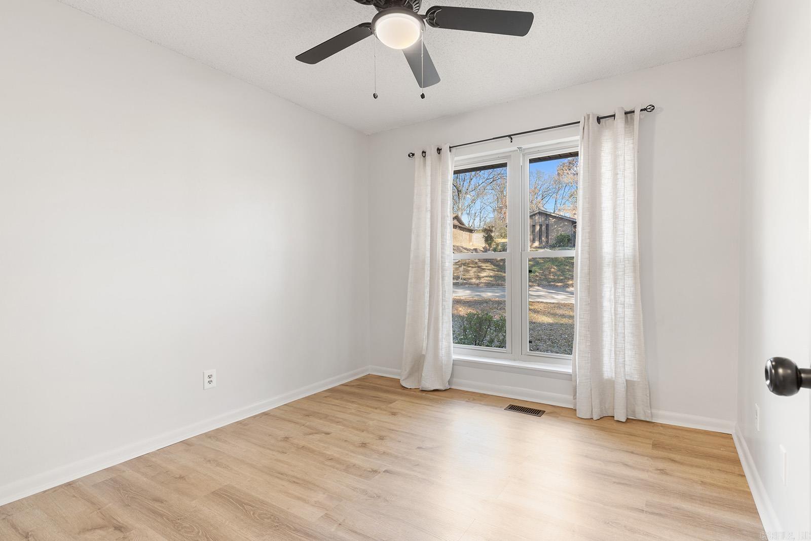 LAKEWOOD NE - Residential