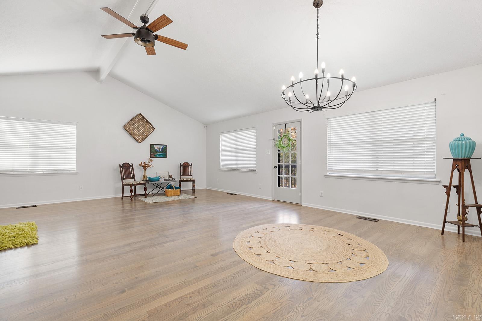 LAKEWOOD NE - Residential