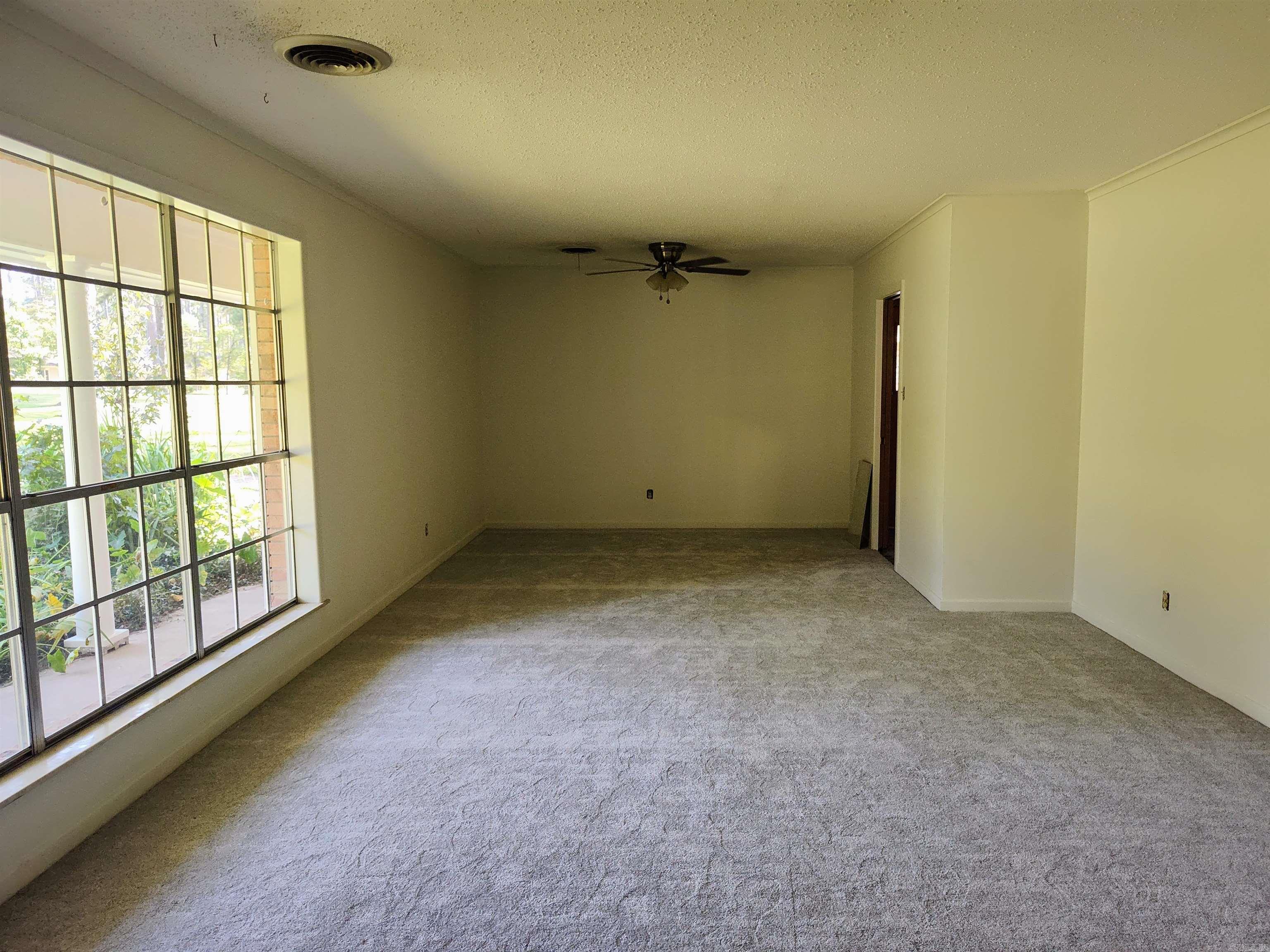 Mike Berg Lake - Residential