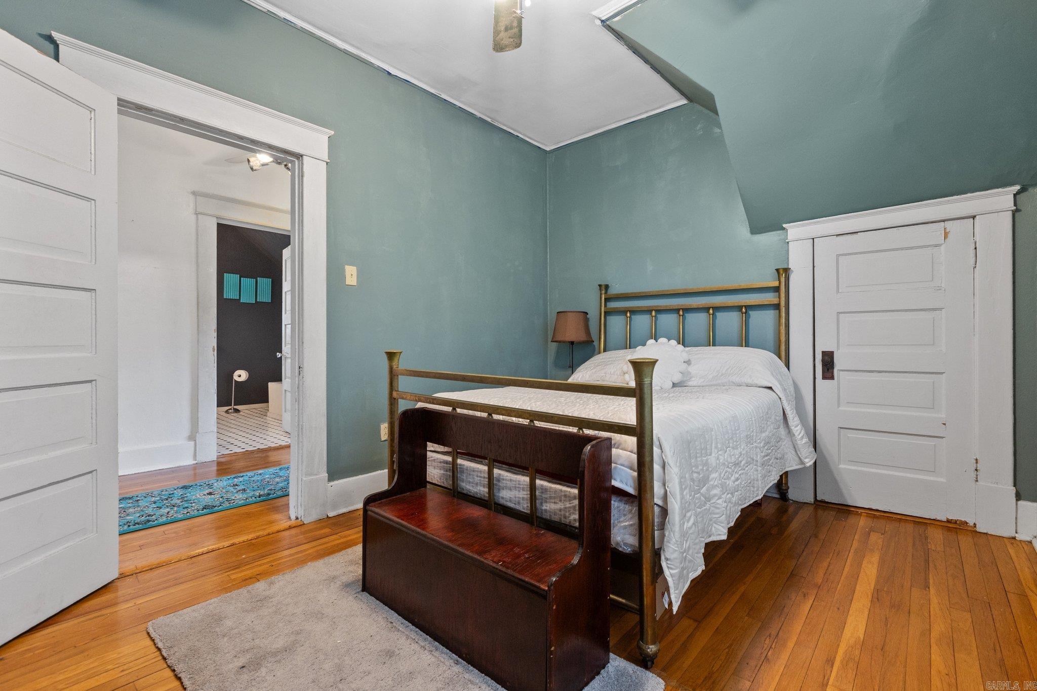 Oak Terrace - Residential