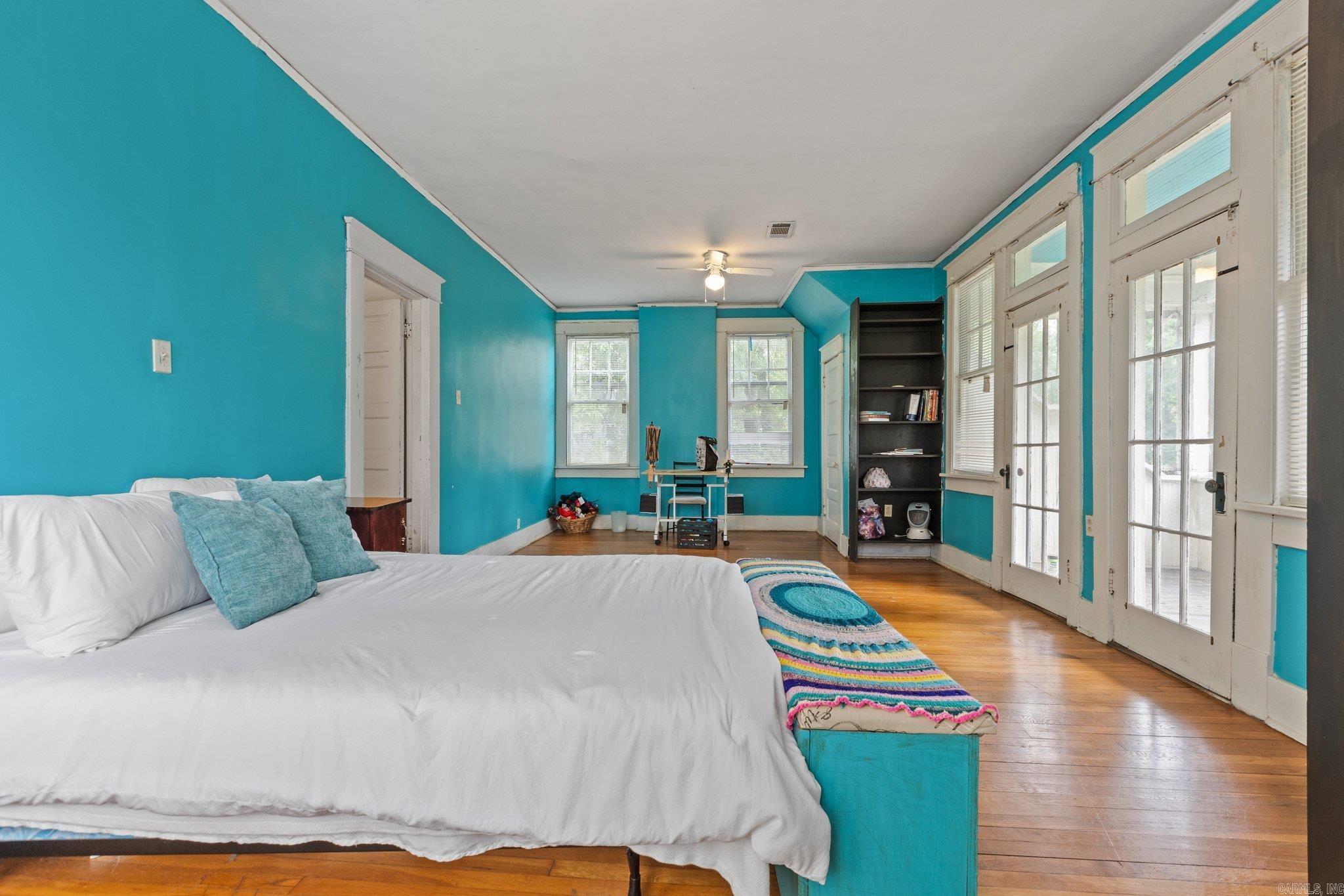 Oak Terrace - Residential