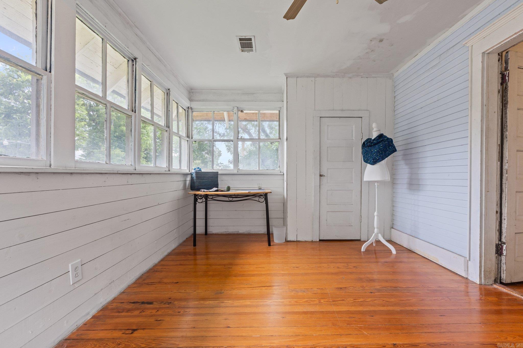 Oak Terrace - Residential