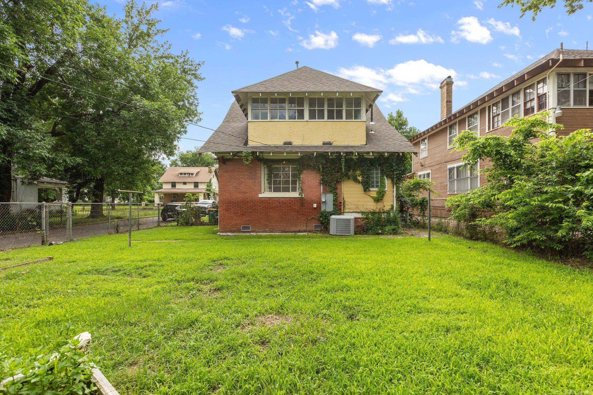 Oak Terrace - Residential