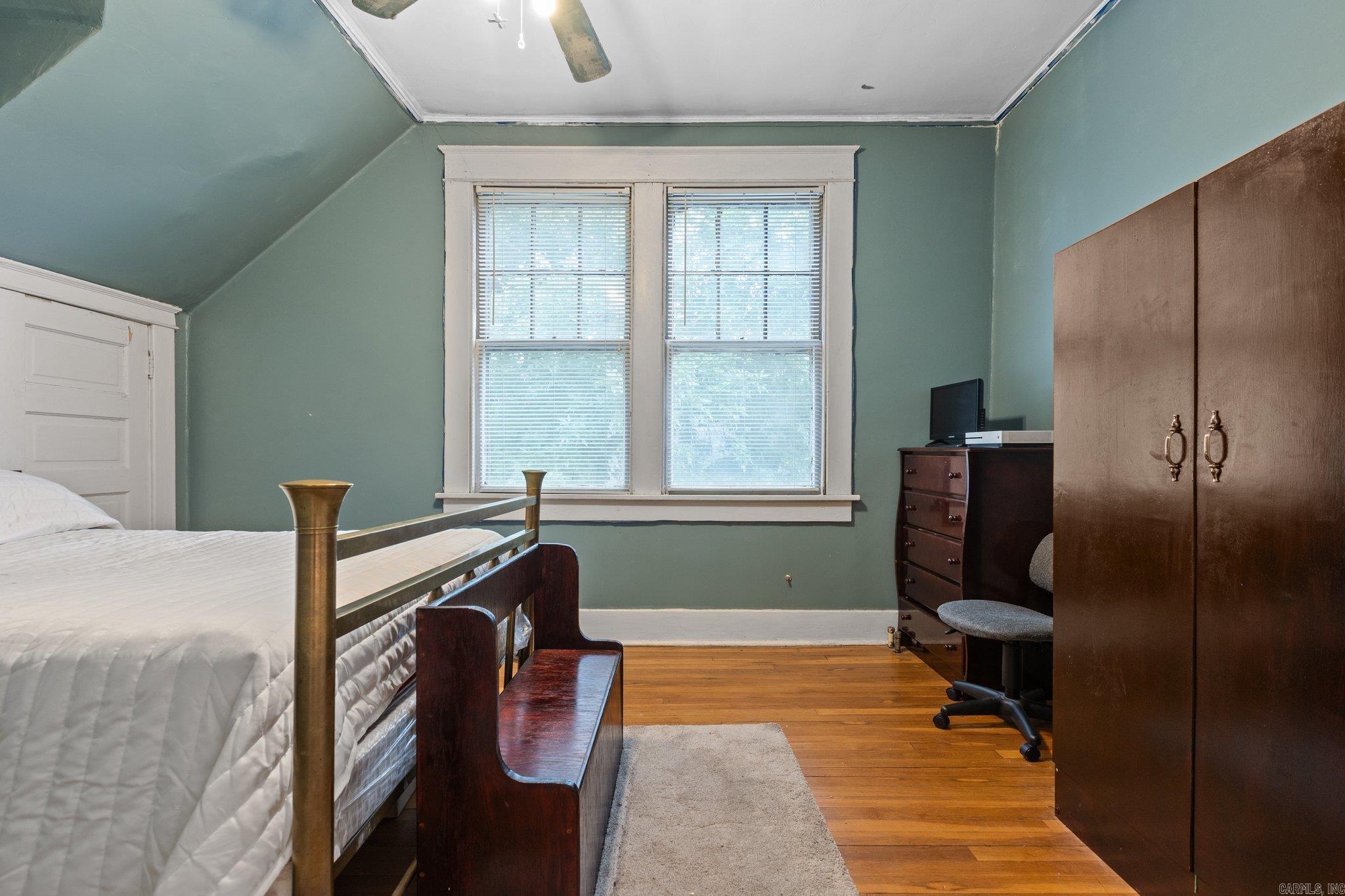 Oak Terrace - Residential